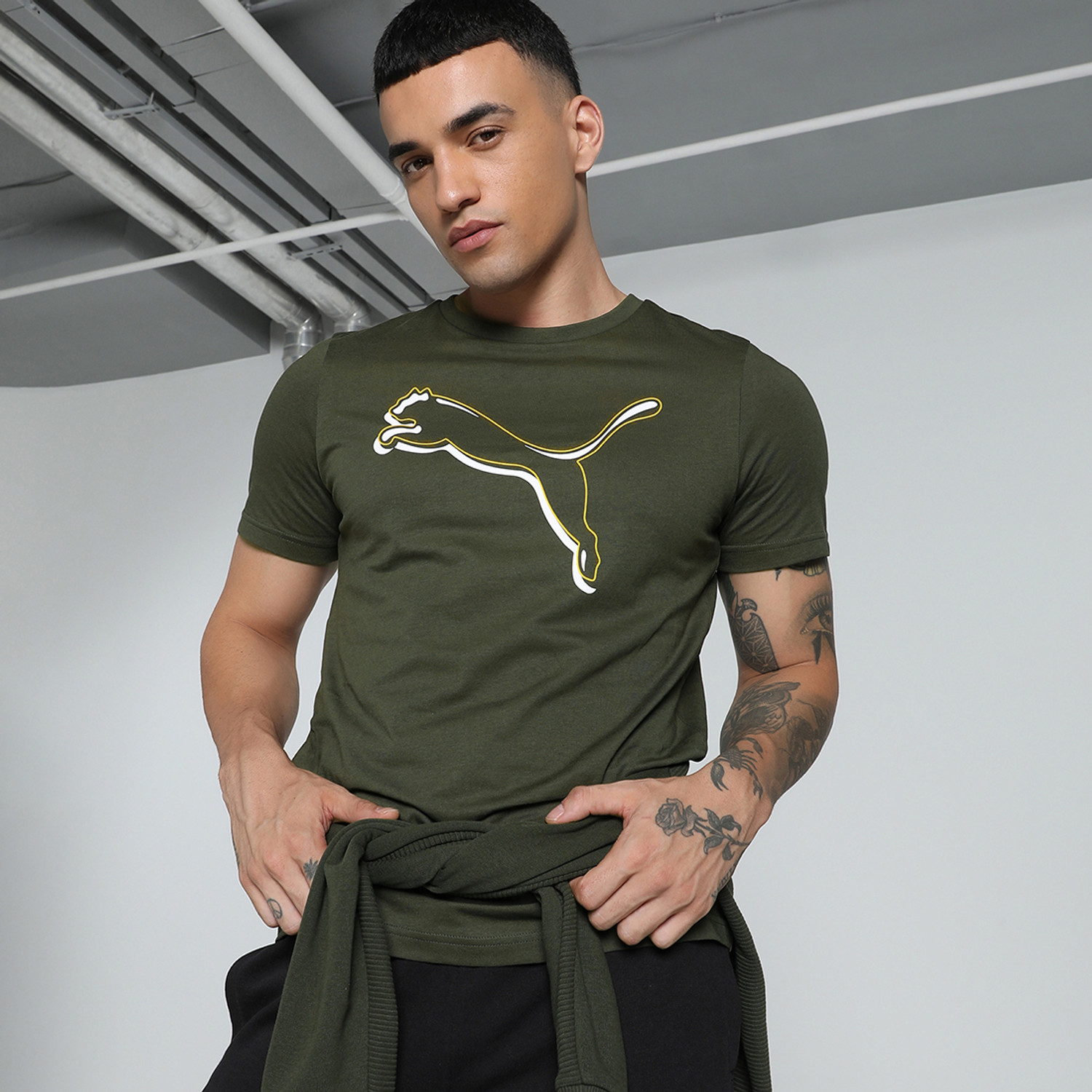 Image of PUMA Solid Men Crew Neck Green T-Shirt