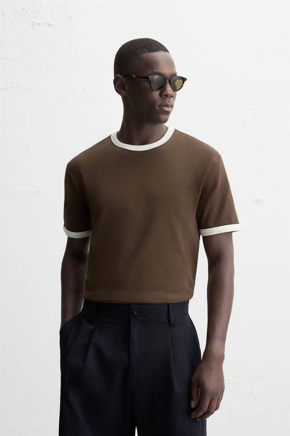 Alan Jones Solid Men Round Neck Brown T-Shirt - Image 3