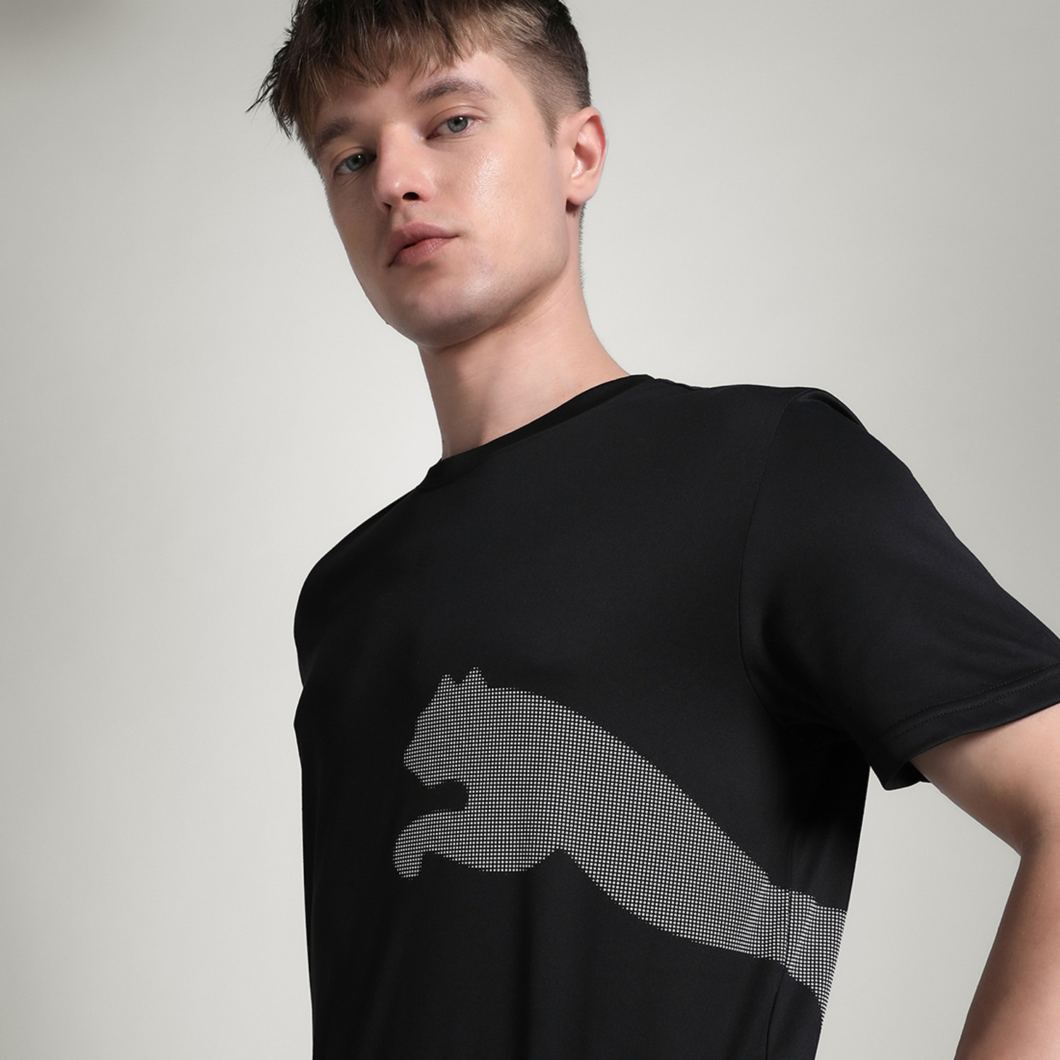 Image of PUMA Solid Men Crew Neck Black T-Shirt