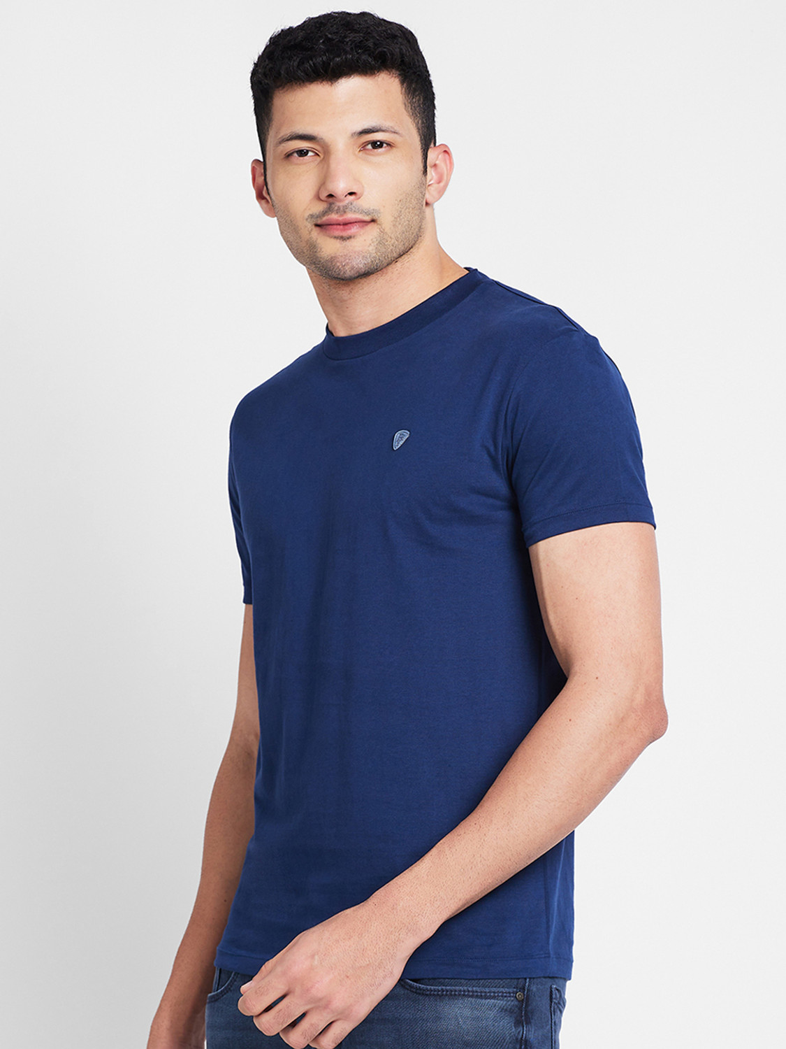 Image of BEING HUMAN Solid Men Round Neck Dark Blue T-Shirt