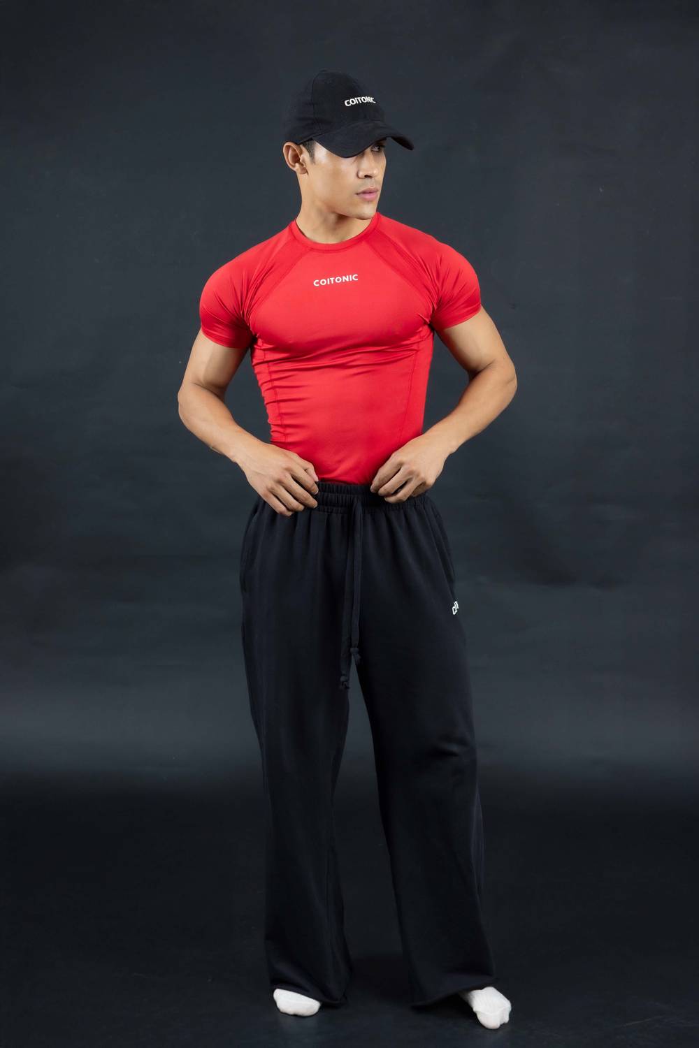 COITONIC Men Red Round Neck Printed T-Shirt - Image 4