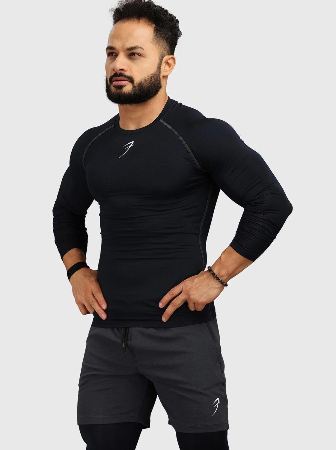 FuaarK Solid Men Round Neck Navy Blue T-Shirt
