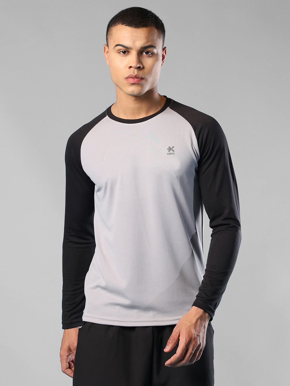 Image of HRX by Hrithik Roshan Printed Men Round Neck Black, White T-Shirt