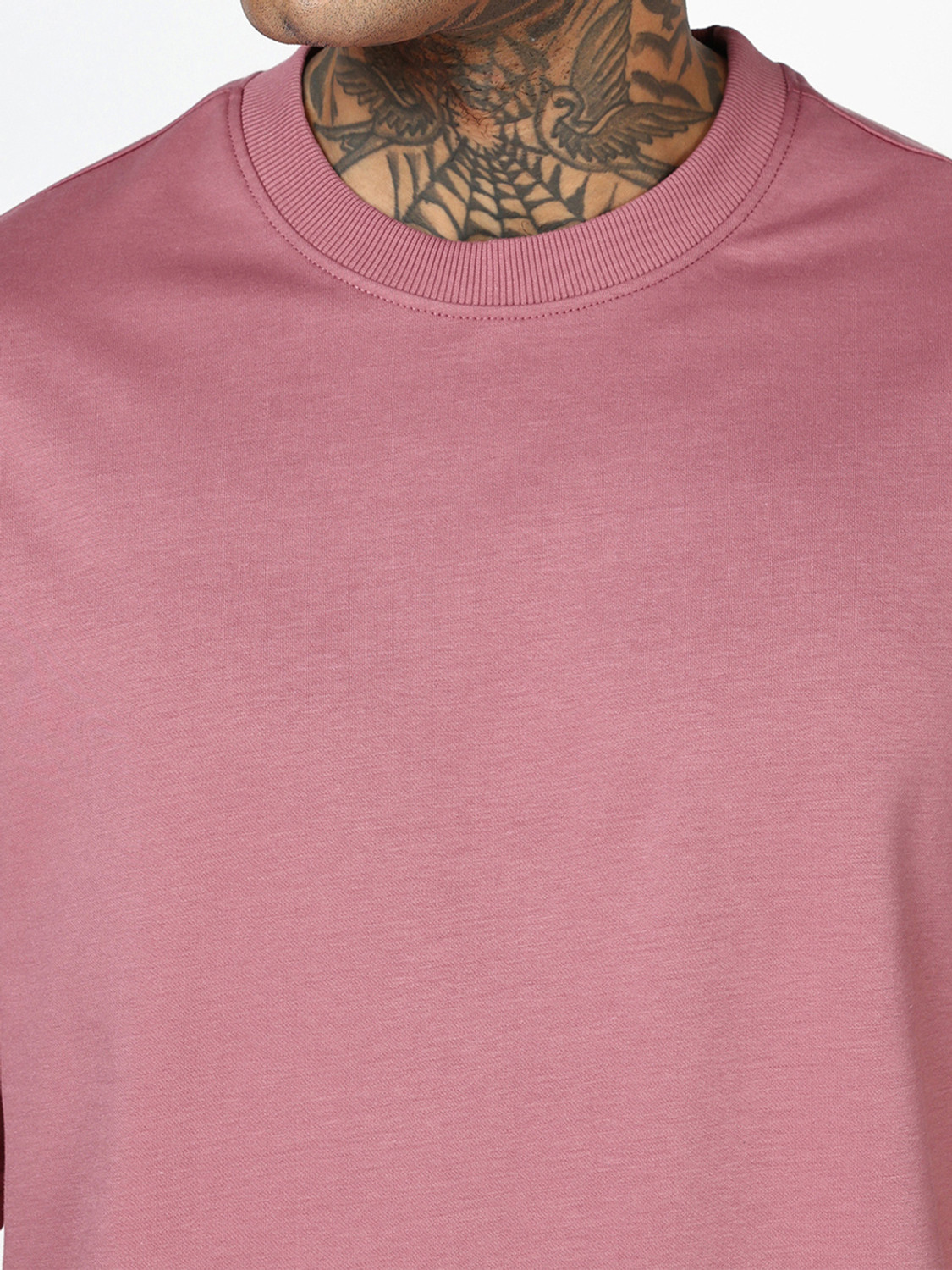 Image of BEWAKOOF Solid Men Round Neck Pink T-Shirt
