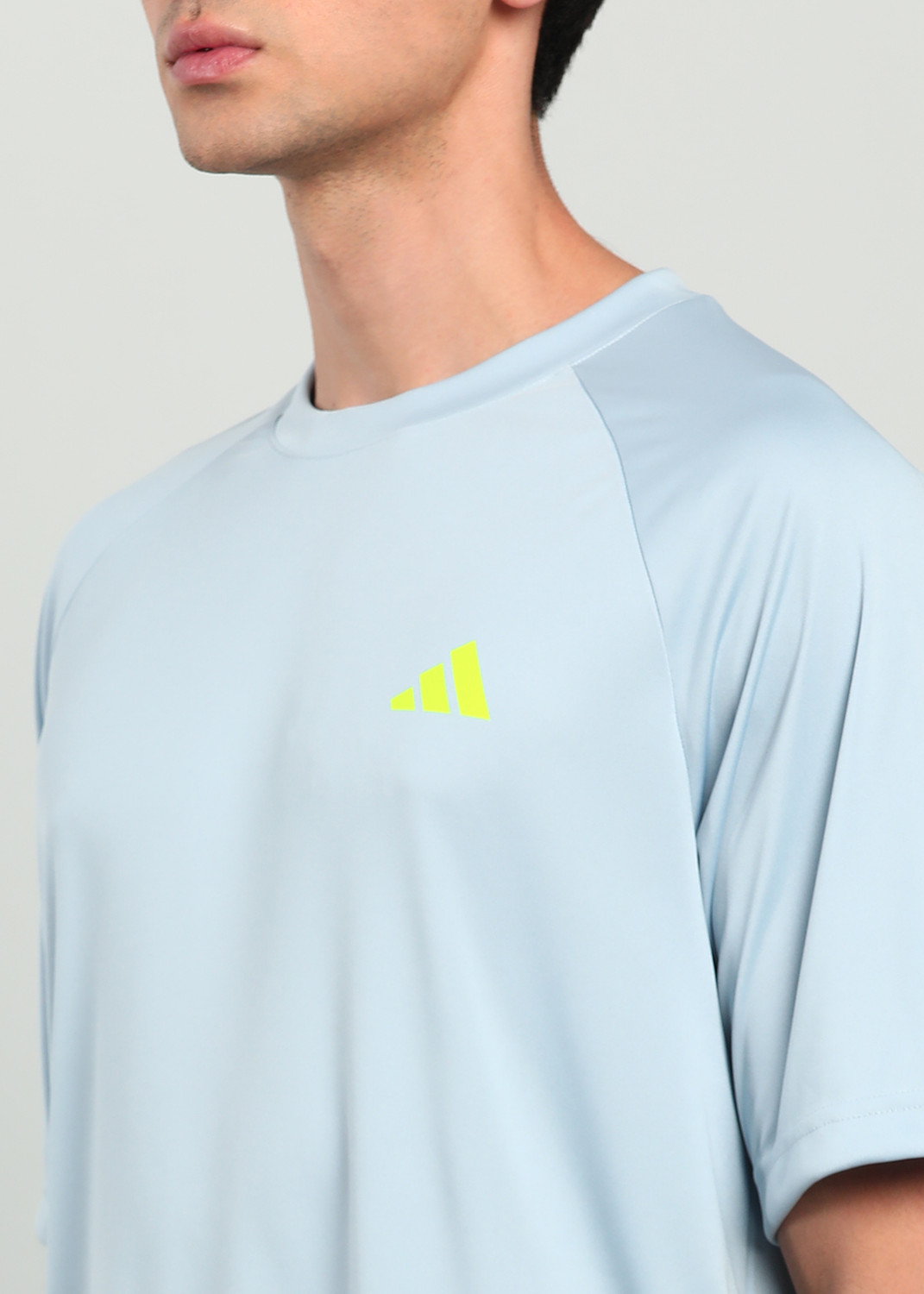 Image of ADIDAS Solid Men Round Neck Blue T-Shirt