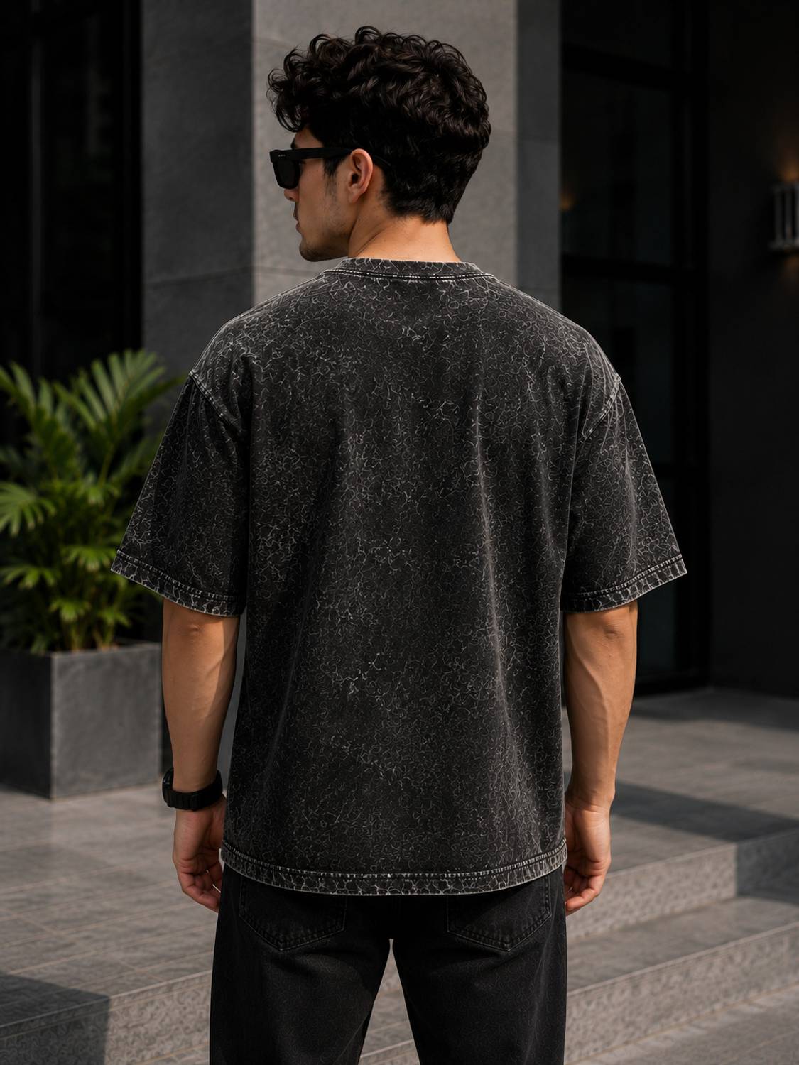 Rivento Graphic Print Black T-Shirt - Image 2