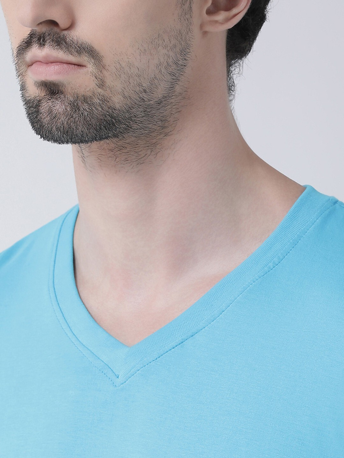 Image of FRISKERS Printed Men V Neck Light Blue T-Shirt