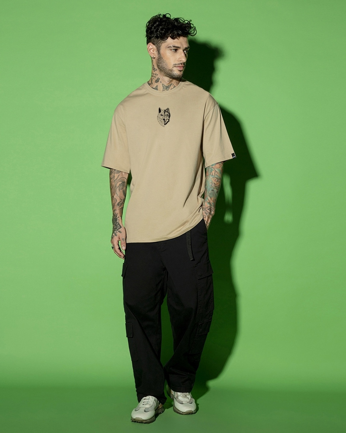 Image of BEWAKOOF Graphic Print Men Crew Neck Brown T-Shirt