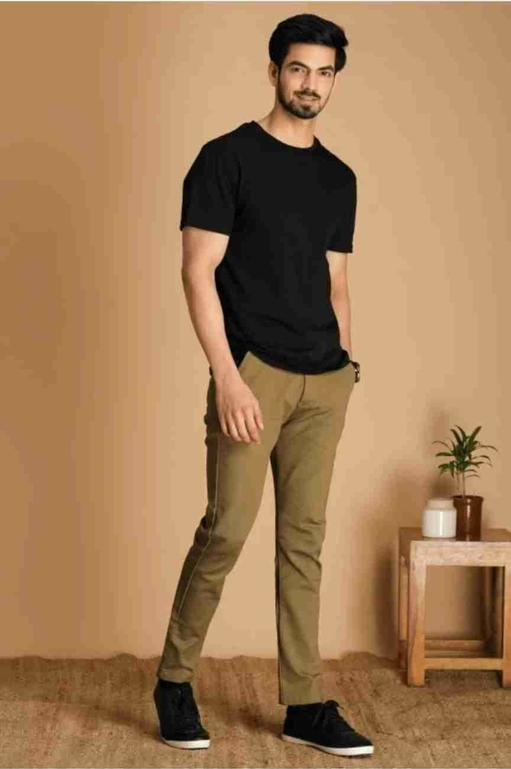 Image of Trendtee Solid Men Round Neck Black T-Shirt