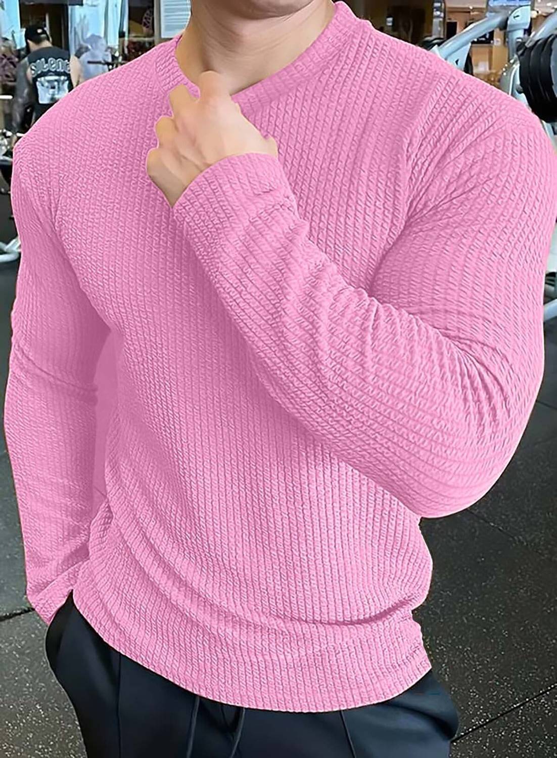 NUNO Solid Men Round Neck Pink T-Shirt