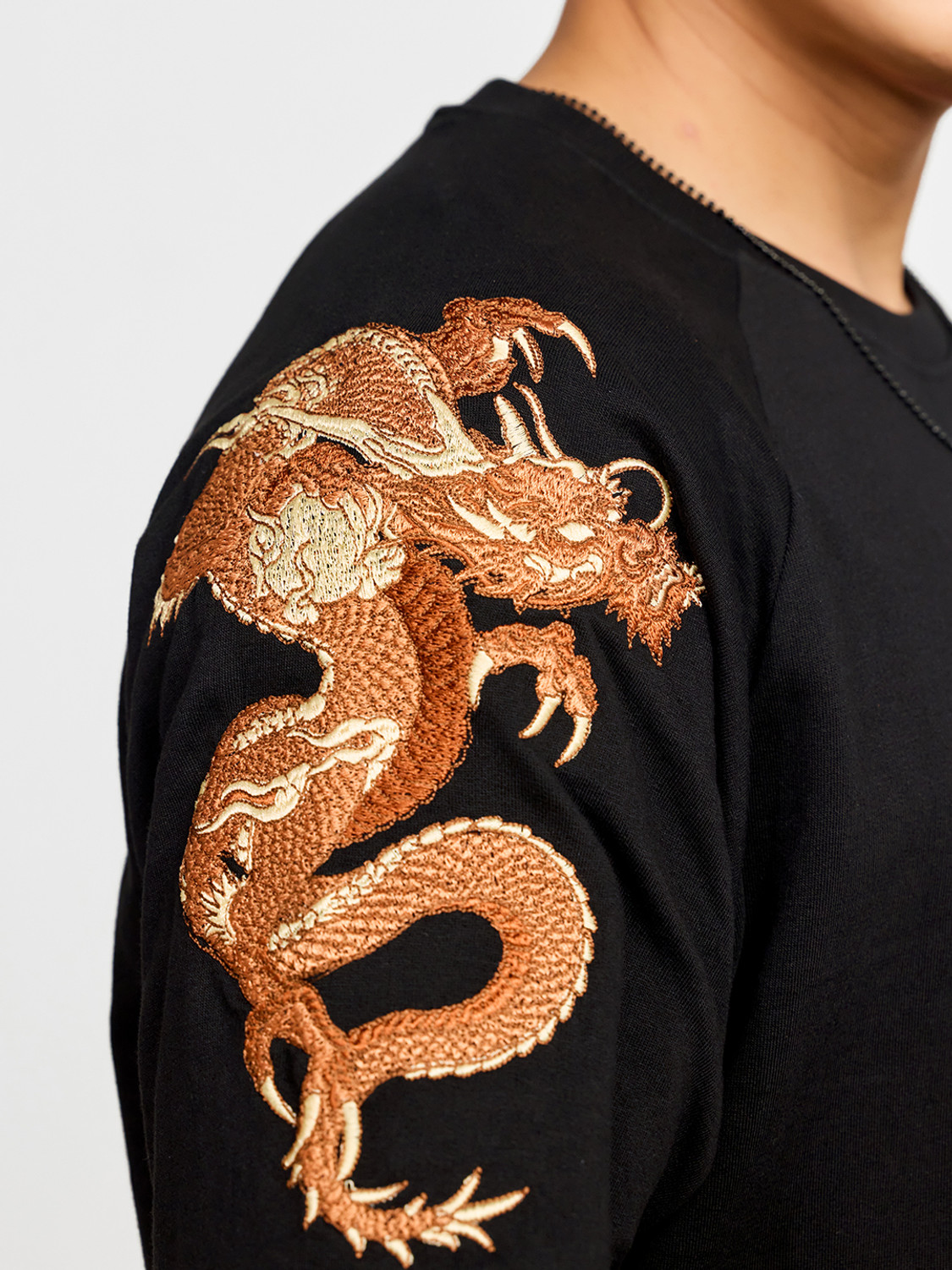 Image of MyDesignation Embroidered Men Crew Neck Black T-Shirt