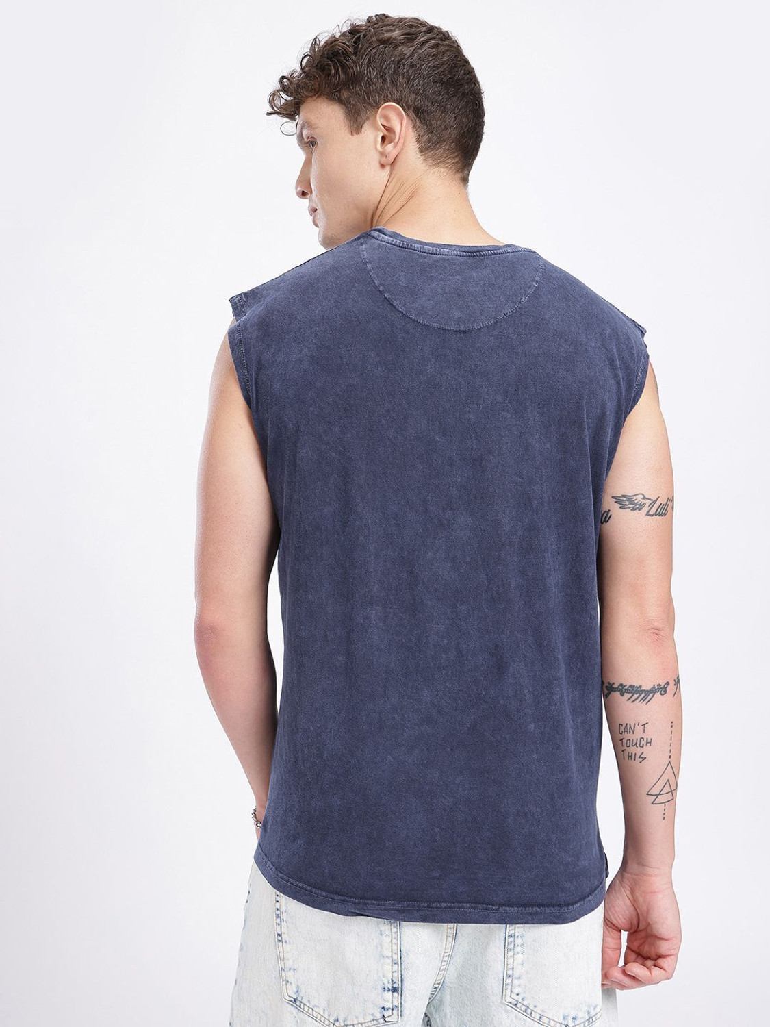 Image of Glitchez Solid Men Round Neck Blue T-Shirt