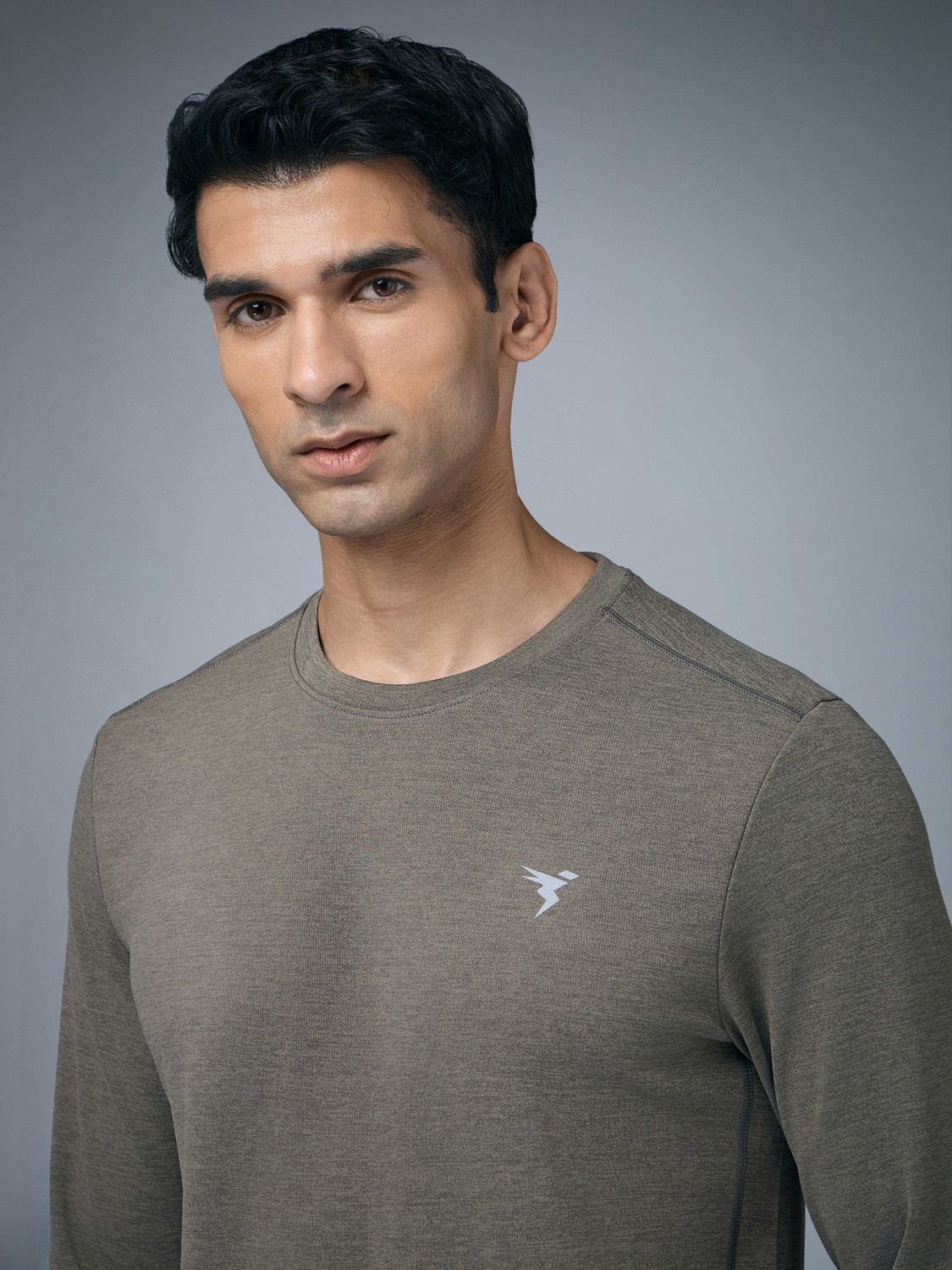 Image of TECHNOSPORT Solid Men Crew Neck Green T-Shirt