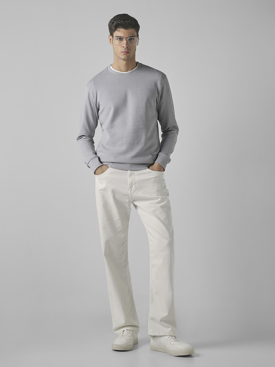 Image of MUFTI Solid Men Crew Neck Grey T-Shirt