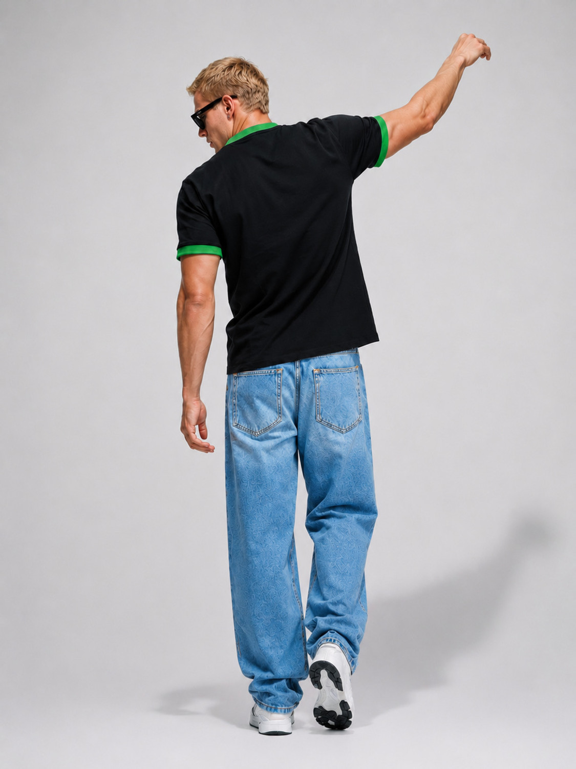 Image of Comic Times Colorblock Couple Round Neck Black, Green T-Shirt