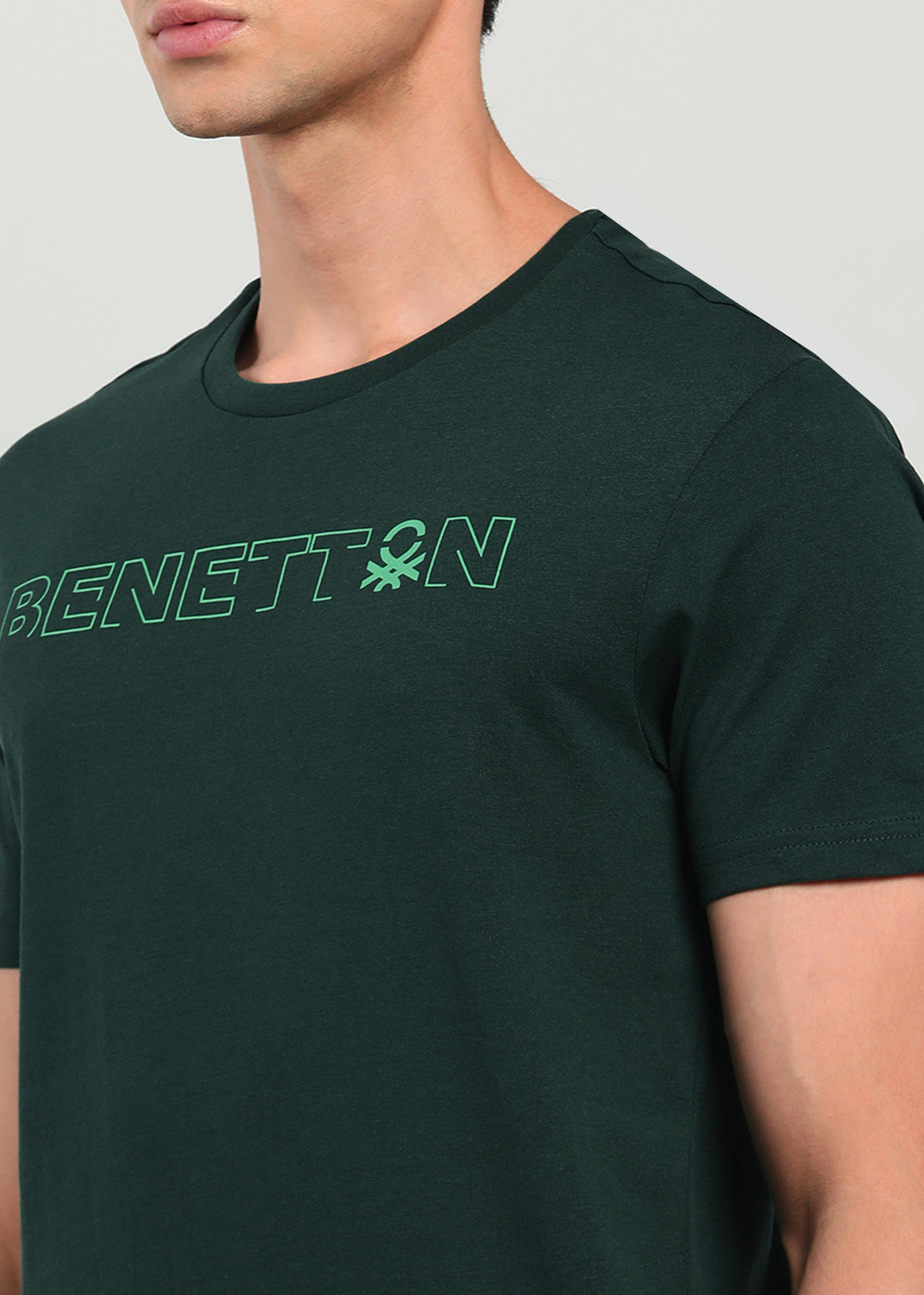 Image of United Colors of Benetton Typography Men Round Neck Dark Green T-Shirt