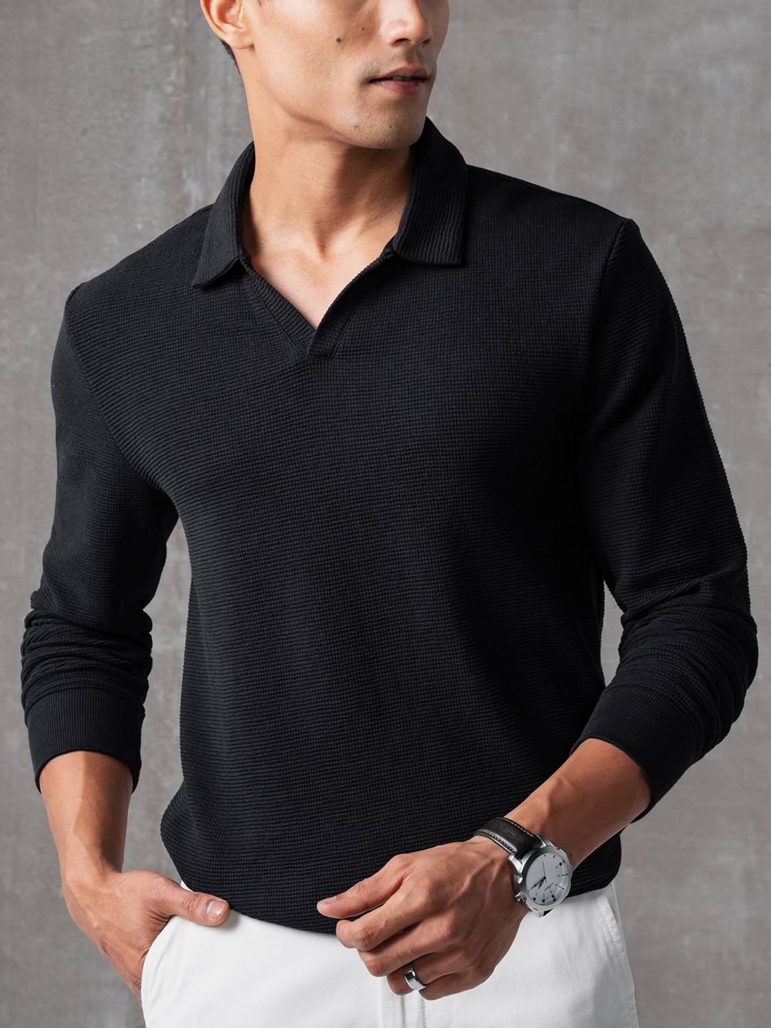 Damensch Men Self Design Polo Neck Cotton Blend Black T-Shirt