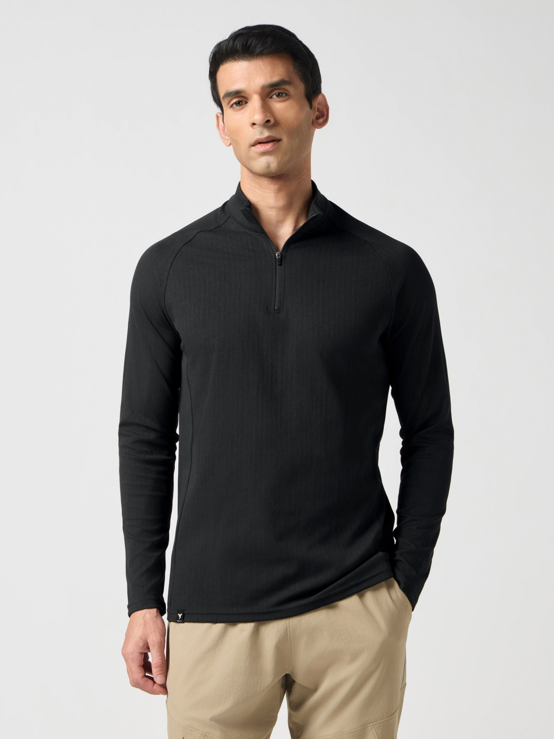 Image of TECHNOSPORT Solid Men Zip Neck Black T-Shirt