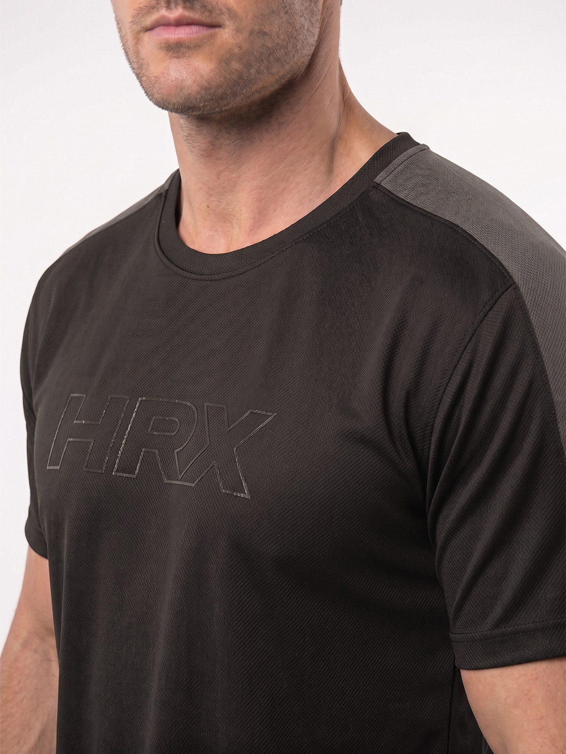 Image of HRX by Hrithik Roshan Printed Men Round Neck Black, Grey T-Shirt