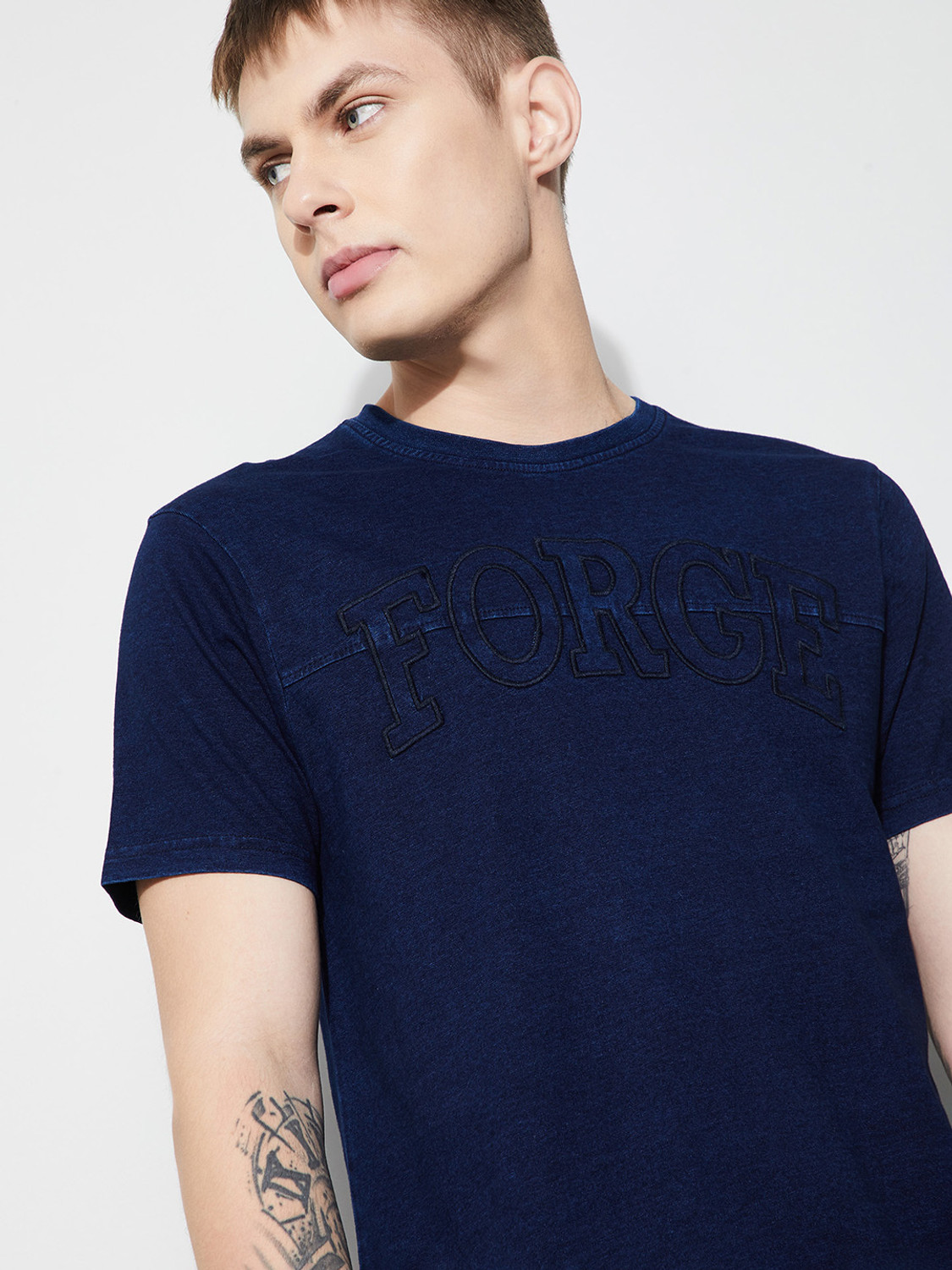 Image of Forca by Lifestyle Printed Men Crew Neck Dark Blue T-Shirt