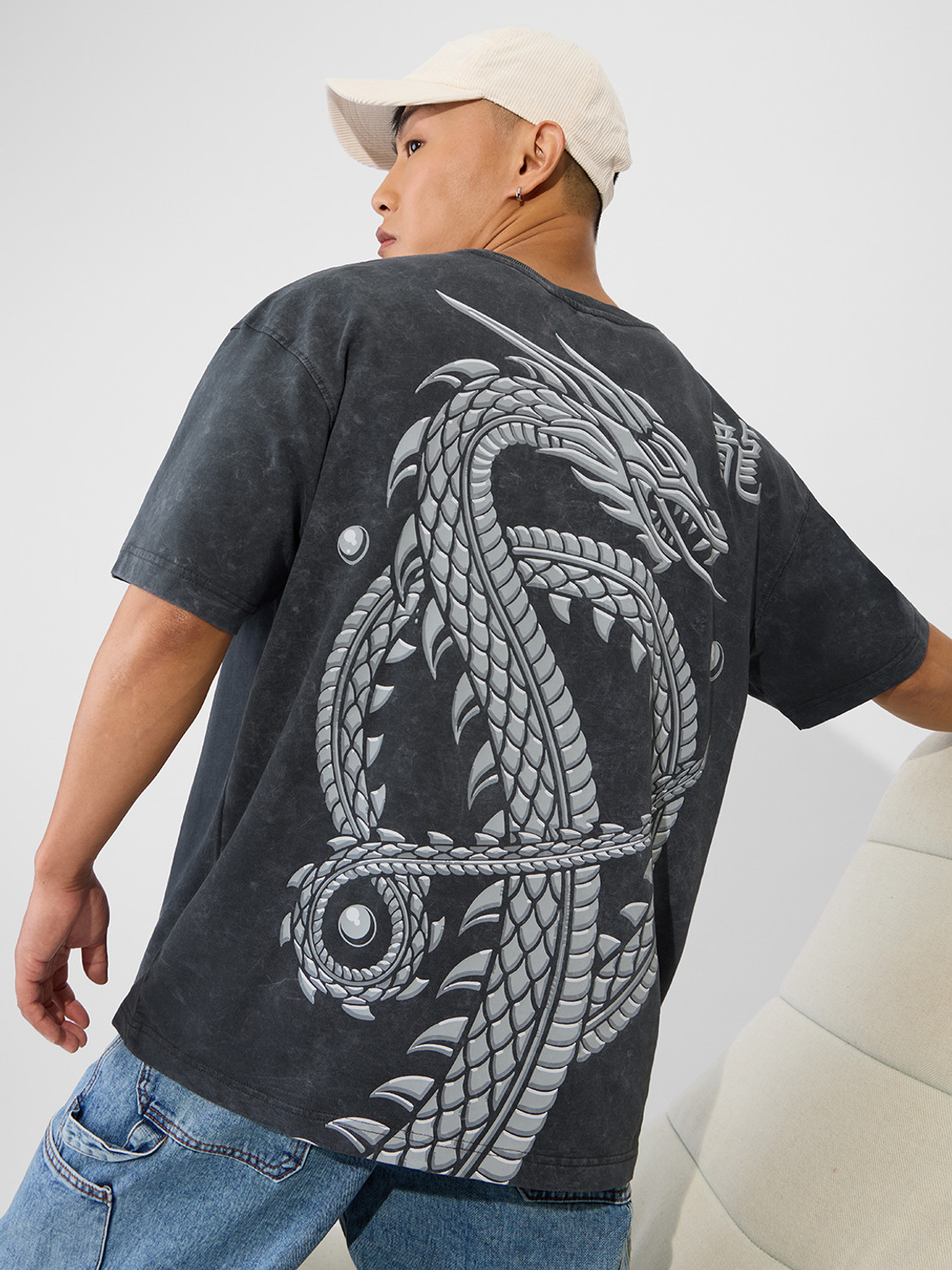 Image of The Souled Store Graphic Print Men Round Neck Grey T-Shirt