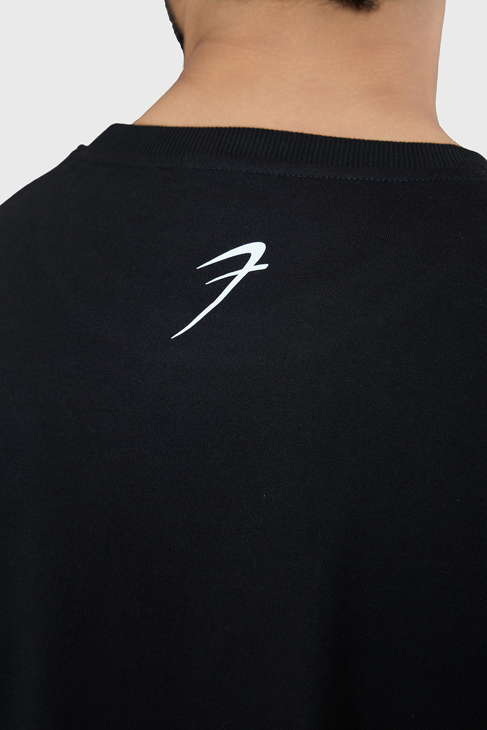 Image of FuaarK Solid Men Round Neck Black T-Shirt