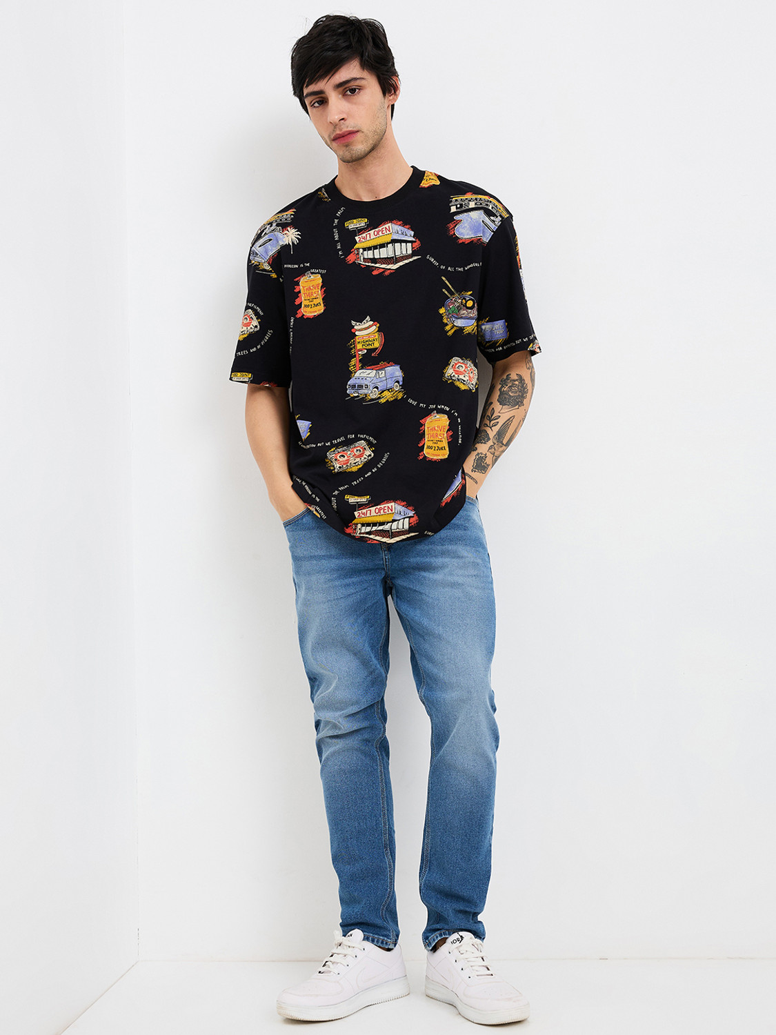 Image of Spykar Printed Men Round Neck Black T-Shirt