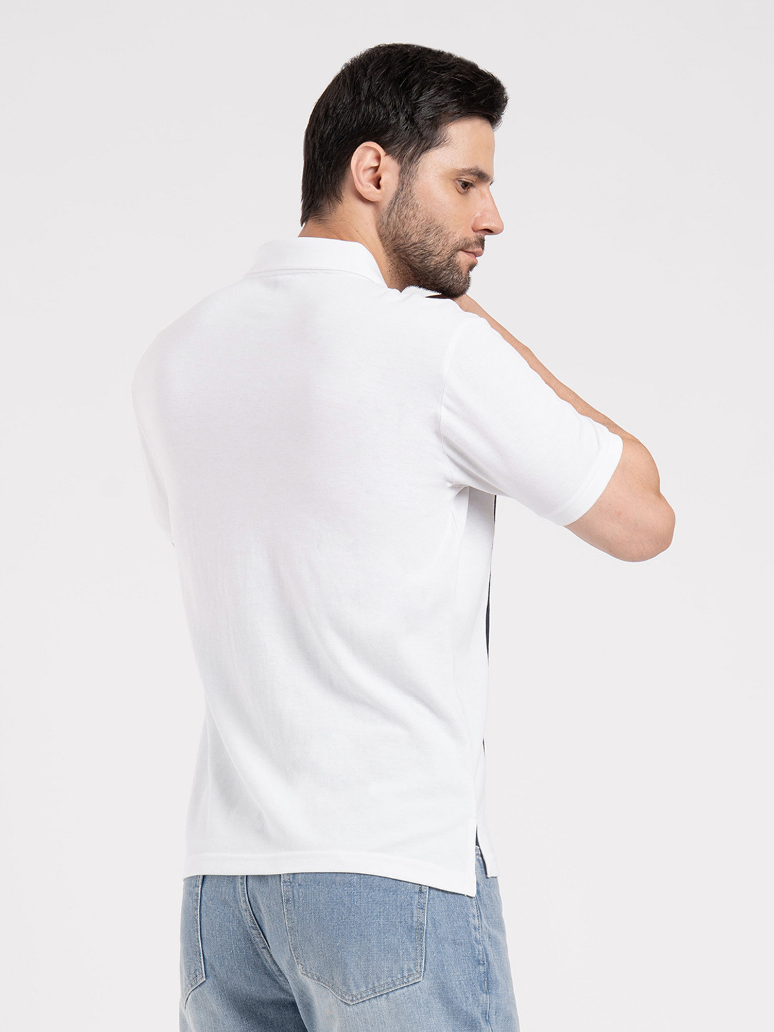 Image of RED TAPE Colorblock Men Polo Neck White T-Shirt