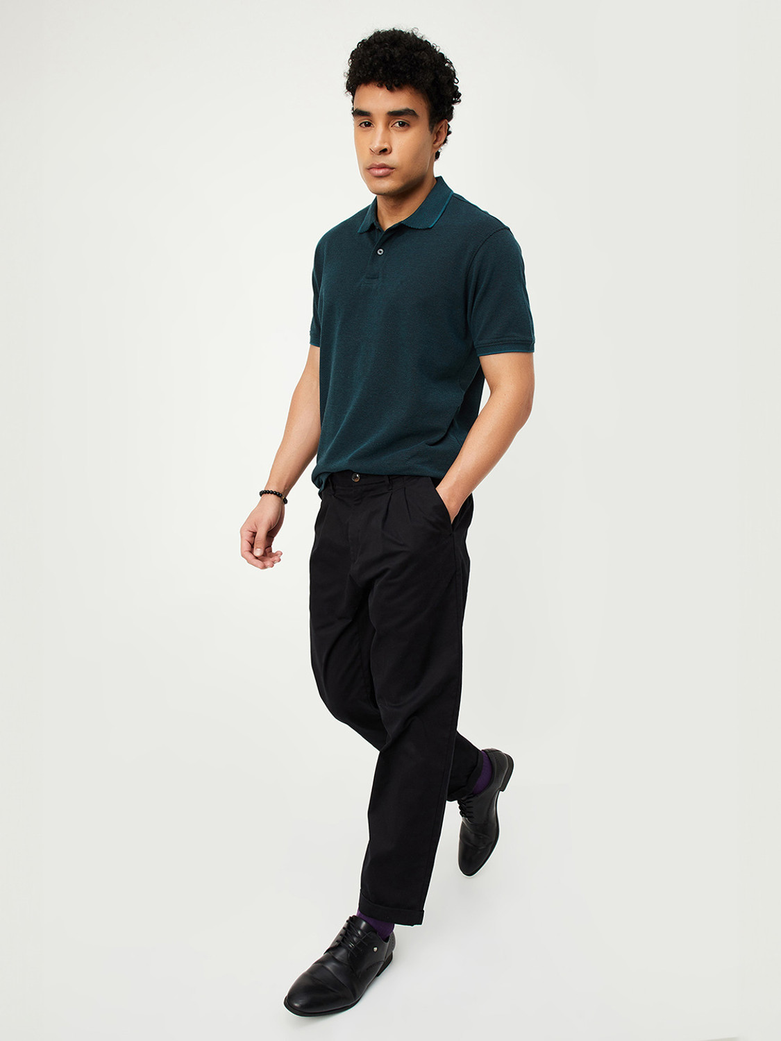 Image of MAX Solid Men Round Neck Green T-Shirt