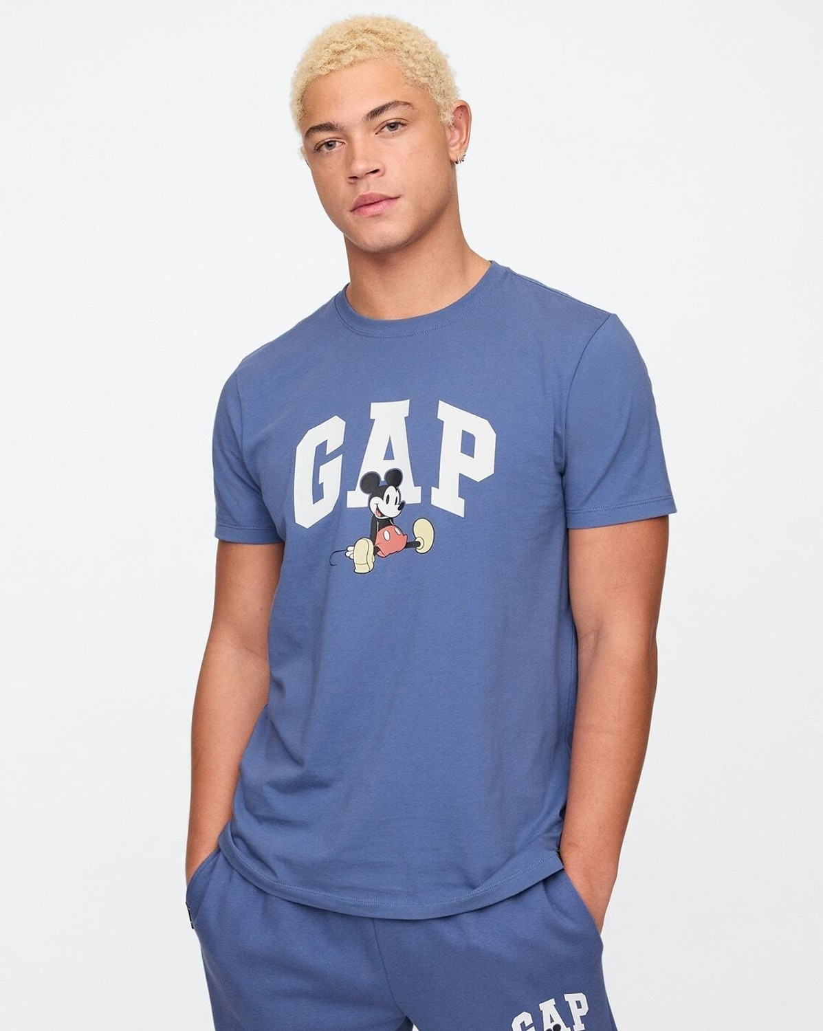Image of GAP Graphic Print Men Crew Neck Blue T-Shirt