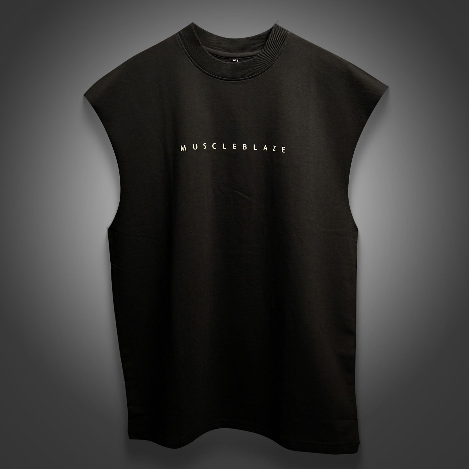 Image of MUSCLEBLAZE Printed Men Round Neck Black T-Shirt