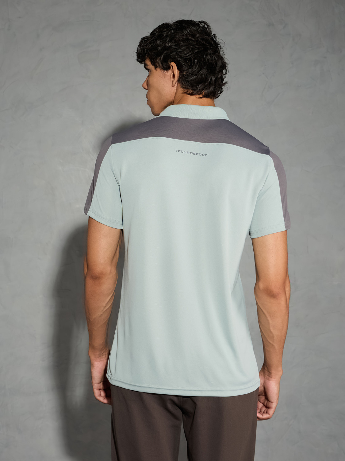 Image of TECHNOSPORT Colorblock Men Polo Neck Light Blue T-Shirt