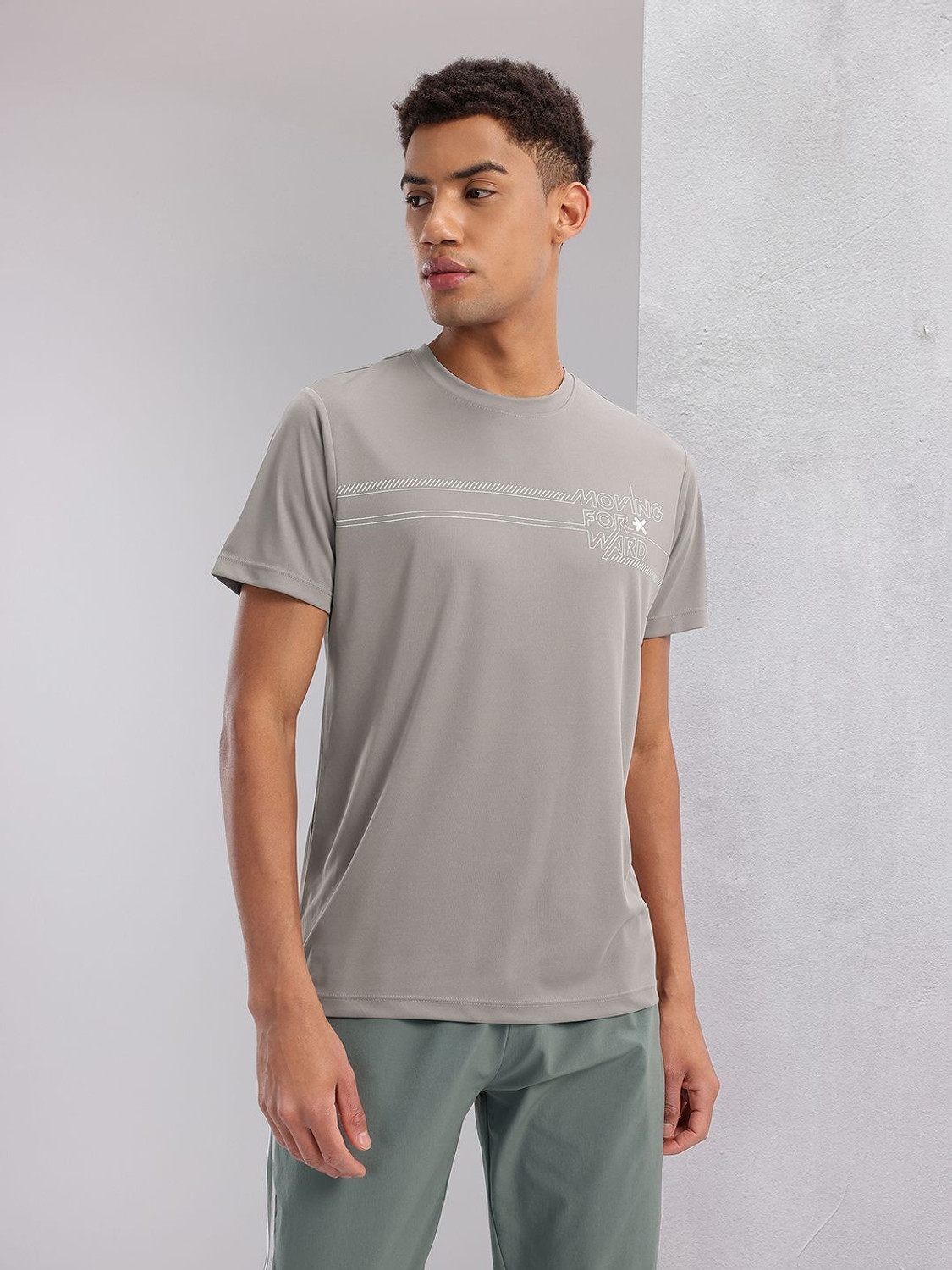 Image of HRX by Hrithik Roshan Printed Men Round Neck Grey T-Shirt