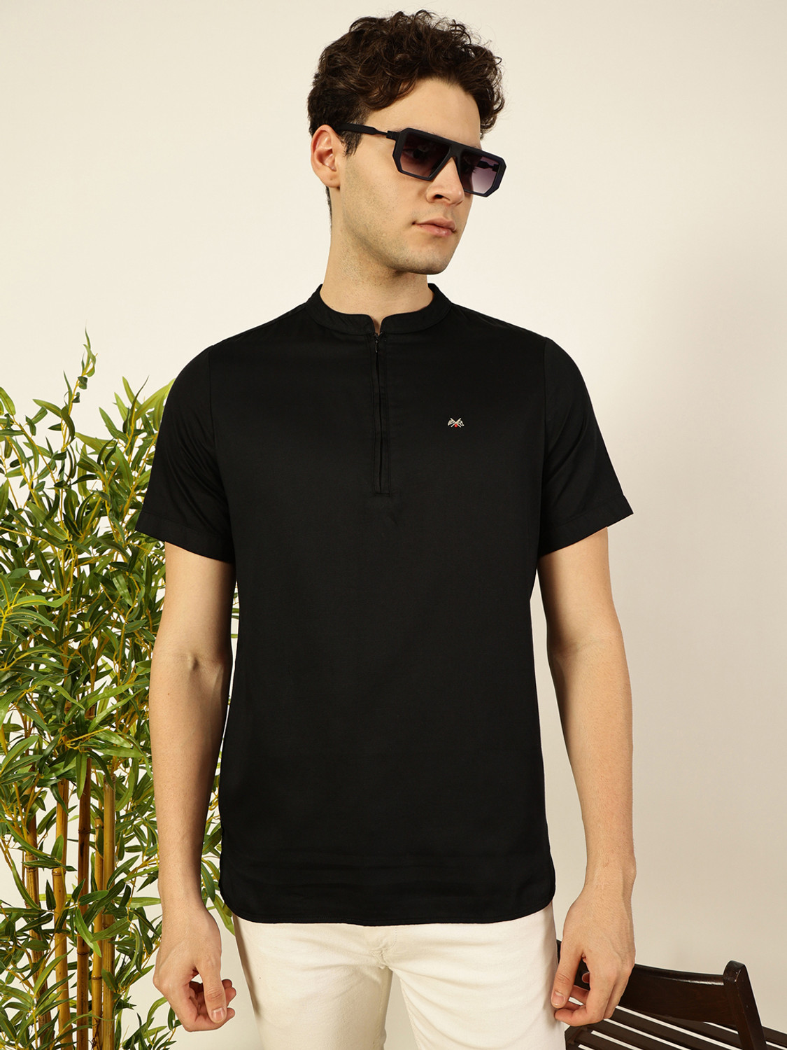 Image of THOMAS SCOTT Solid Men Mandarin Collar Black T-Shirt