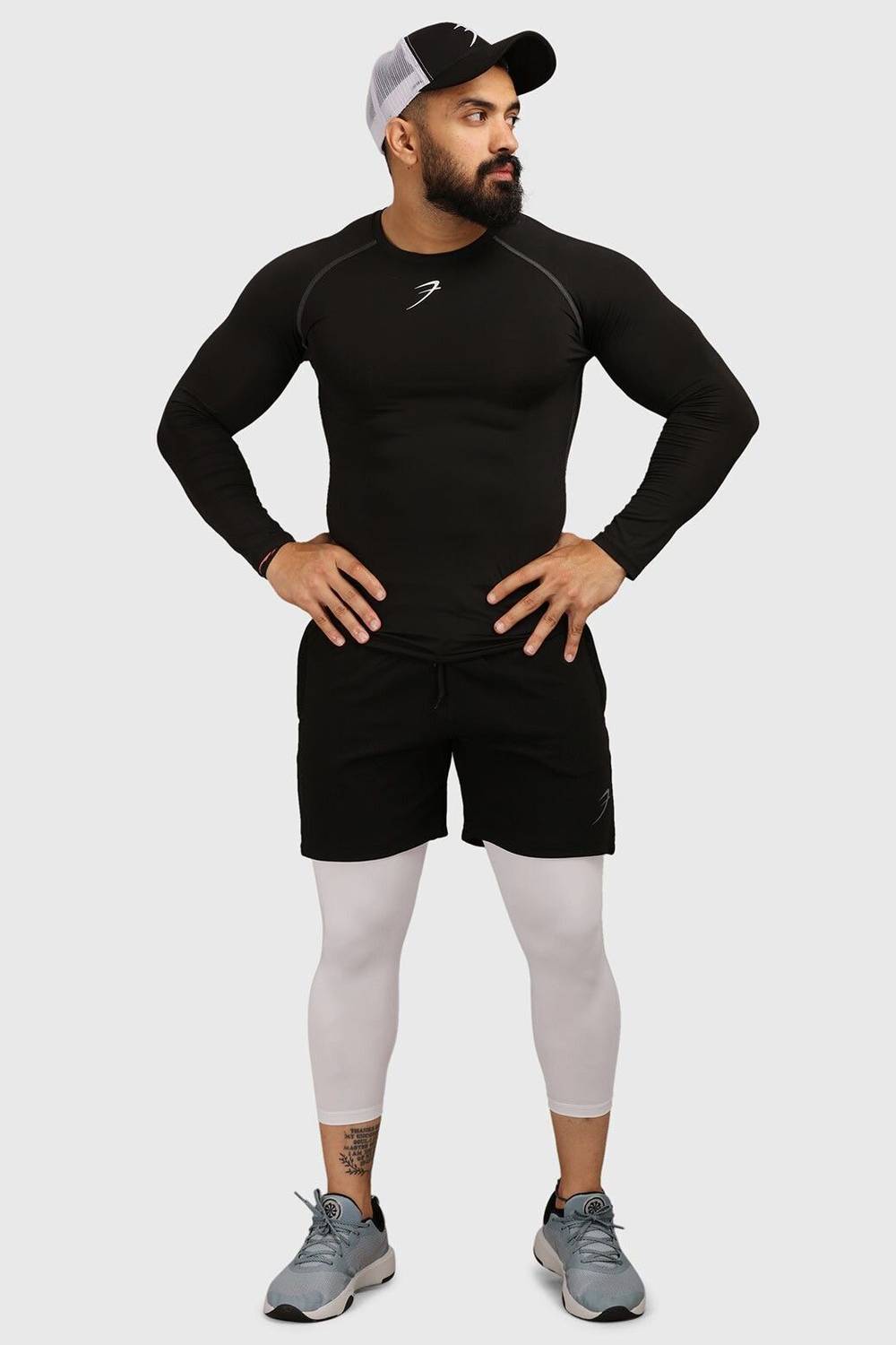 FuaarK Men Black Round Neck T-Shirt - Image 3