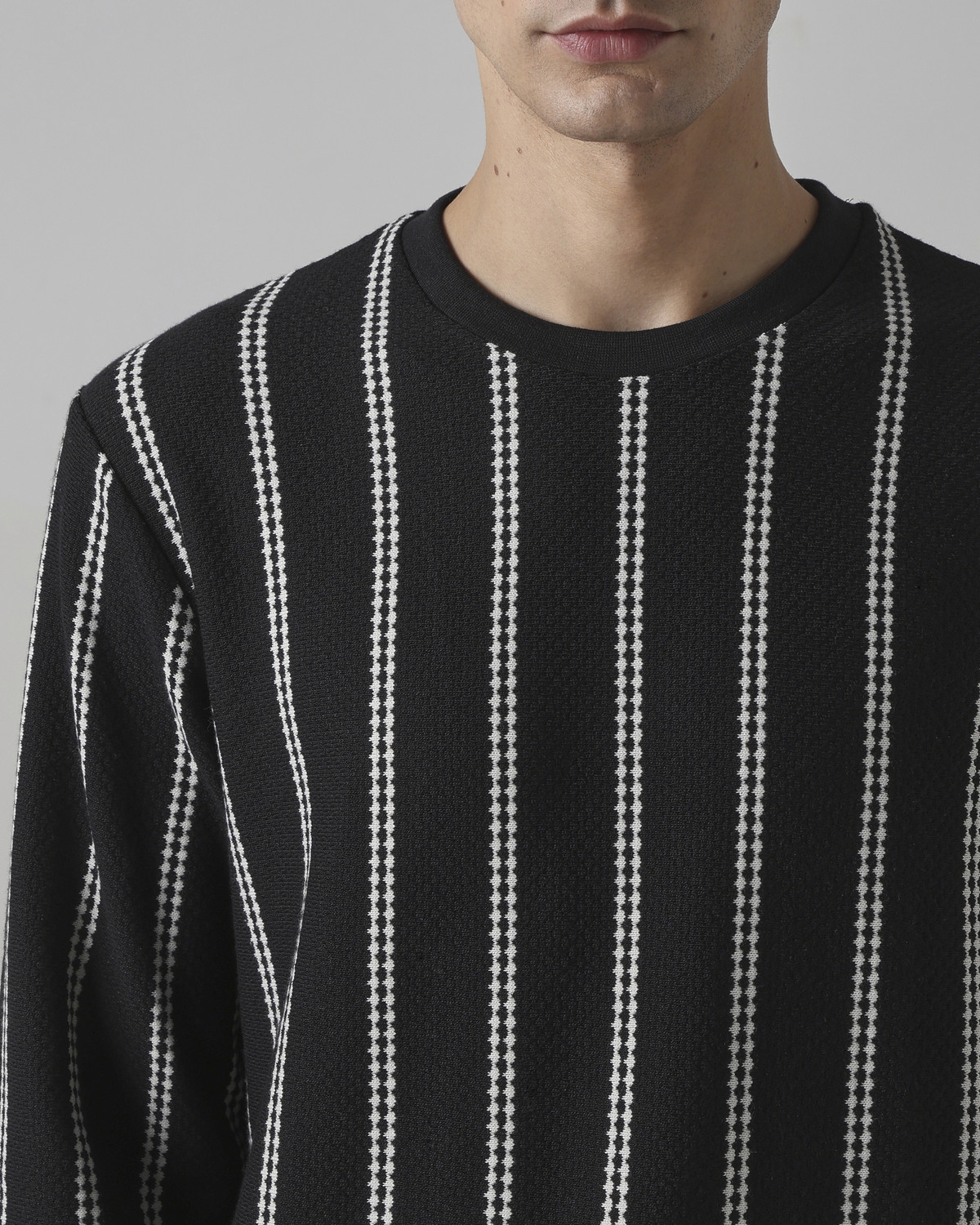 Image of MUFTI Striped Men Crew Neck Black T-Shirt