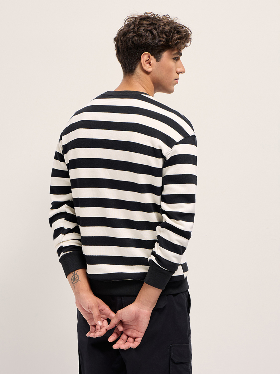 Image of THE BEAR HOUSE Striped Men Crew Neck Black T-Shirt