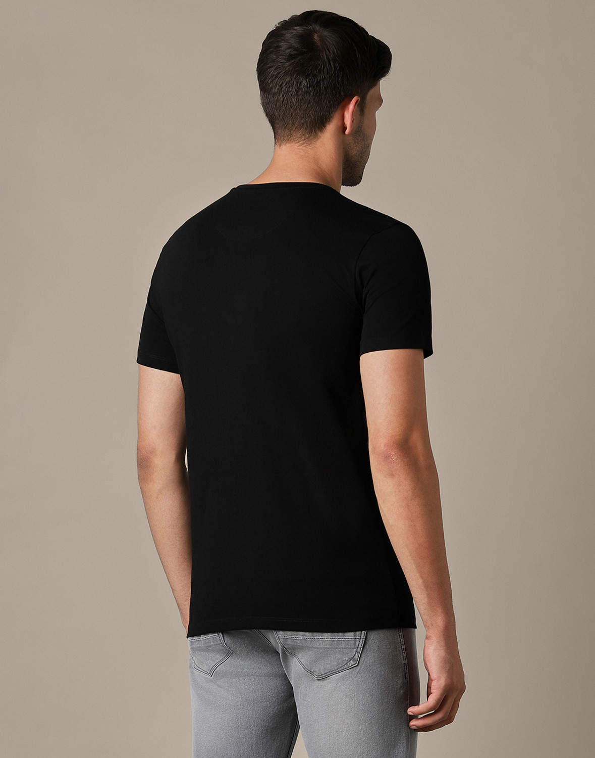 Image of LOUIS PHILIPPE Solid Men Crew Neck Black T-Shirt