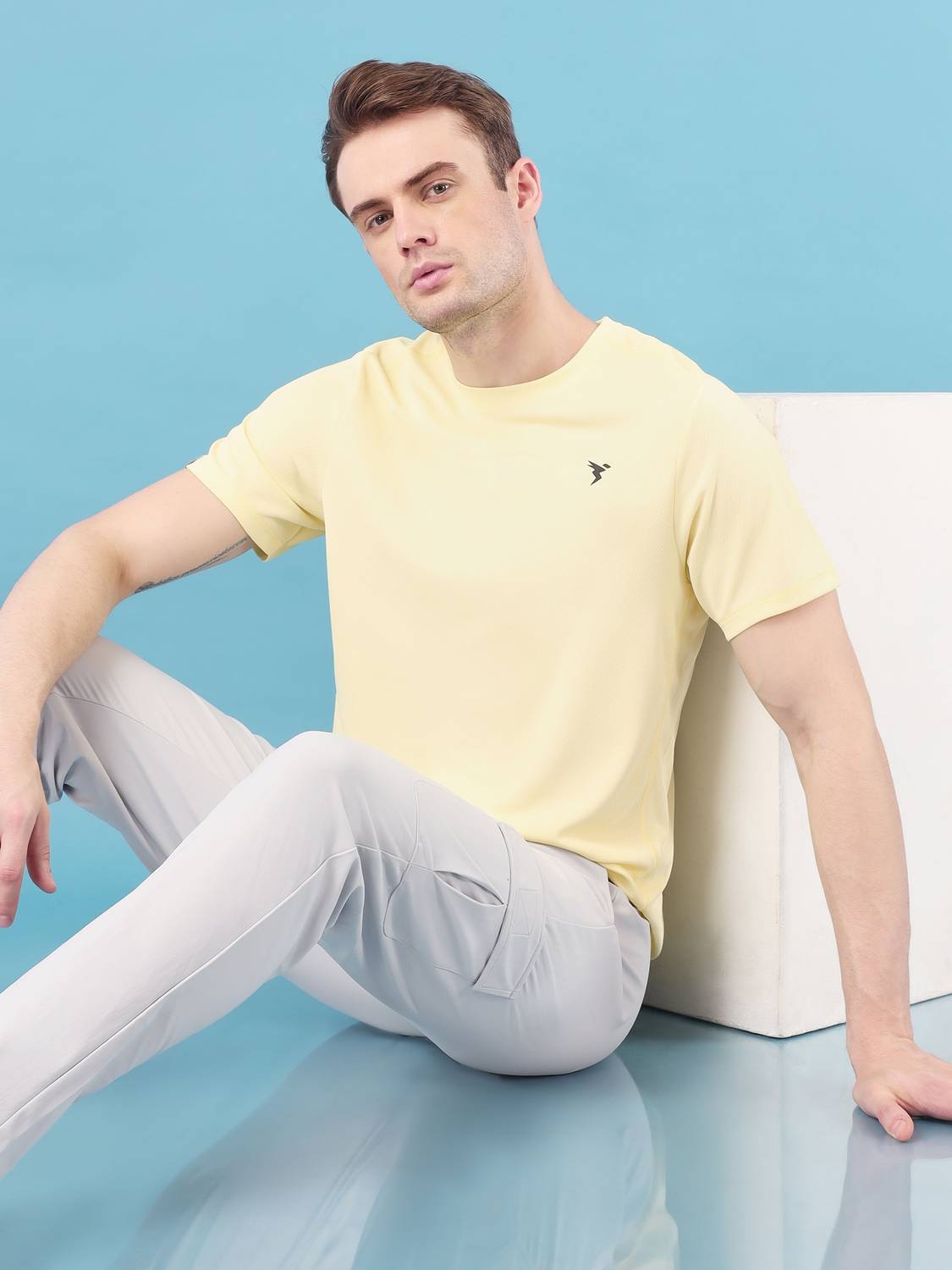 TECHNOSPORT Men Solid Round Neck Polyester Yellow T-Shirt