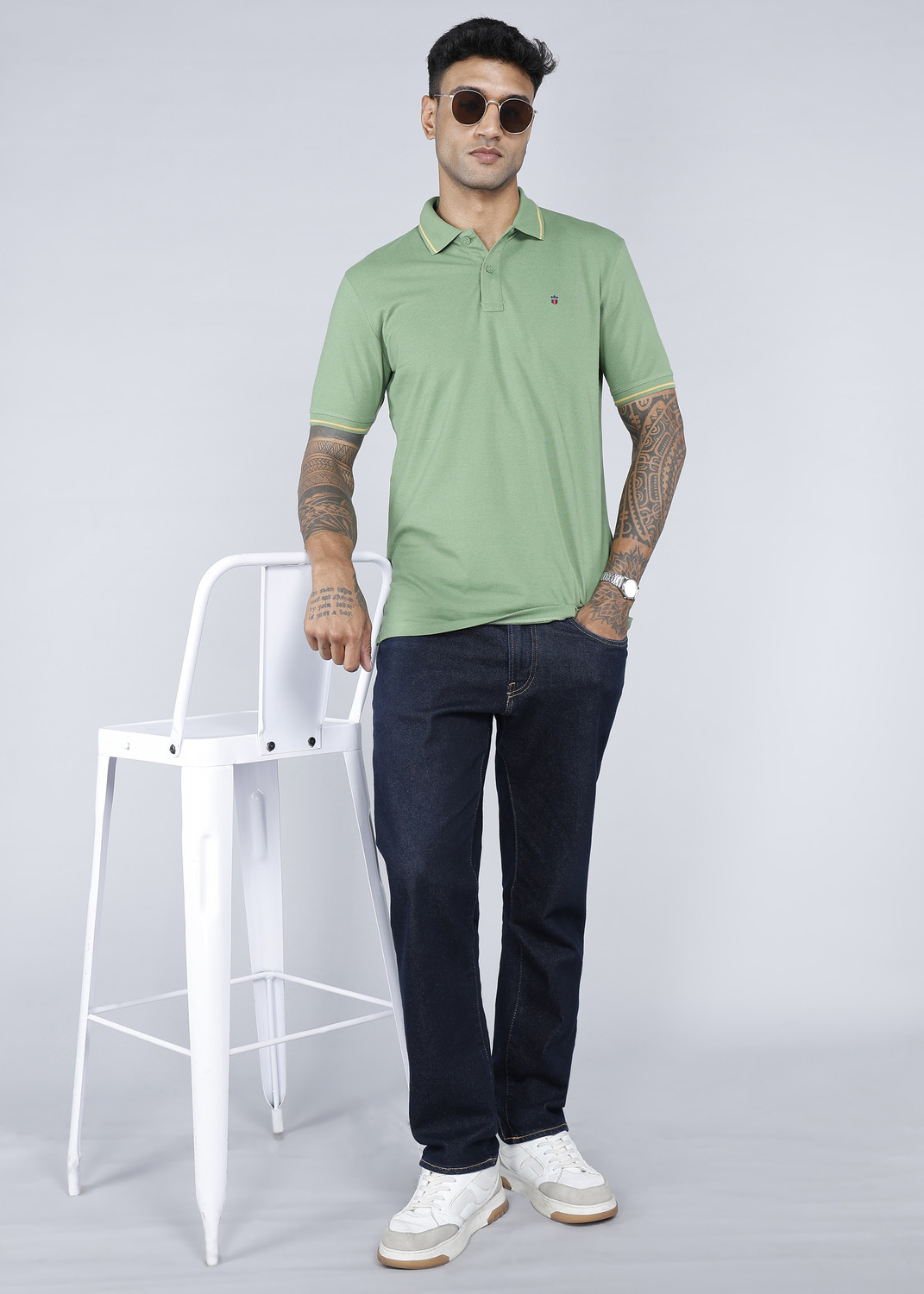 Image of Louis Philippe Jeans Men Solid Polo Neck Pure Cotton Green T-Shirt