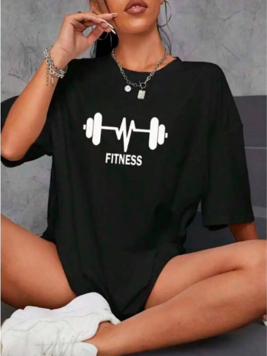 ELBATROSS Printed Women Round Neck Black T-Shirt