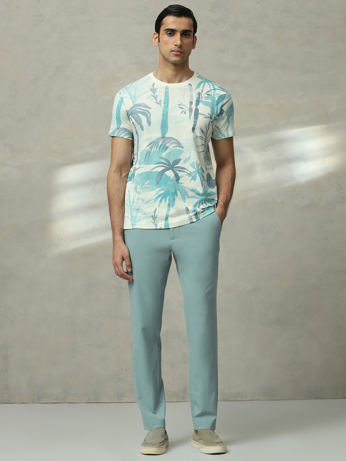 Image of MUFTI Printed Men Round Neck Blue T-Shirt