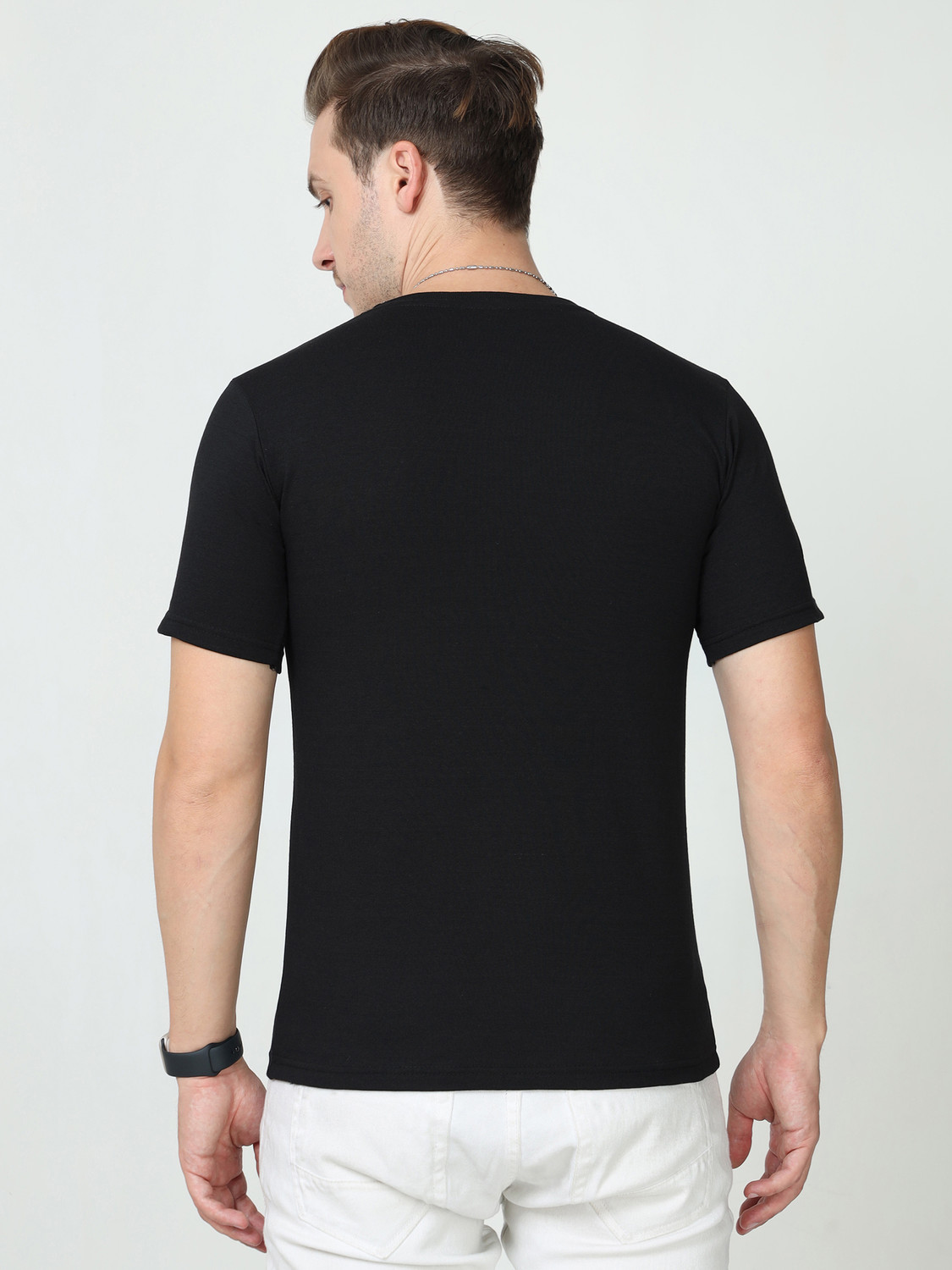 Image of Wafaa Solid Men Round Neck Black T-Shirt