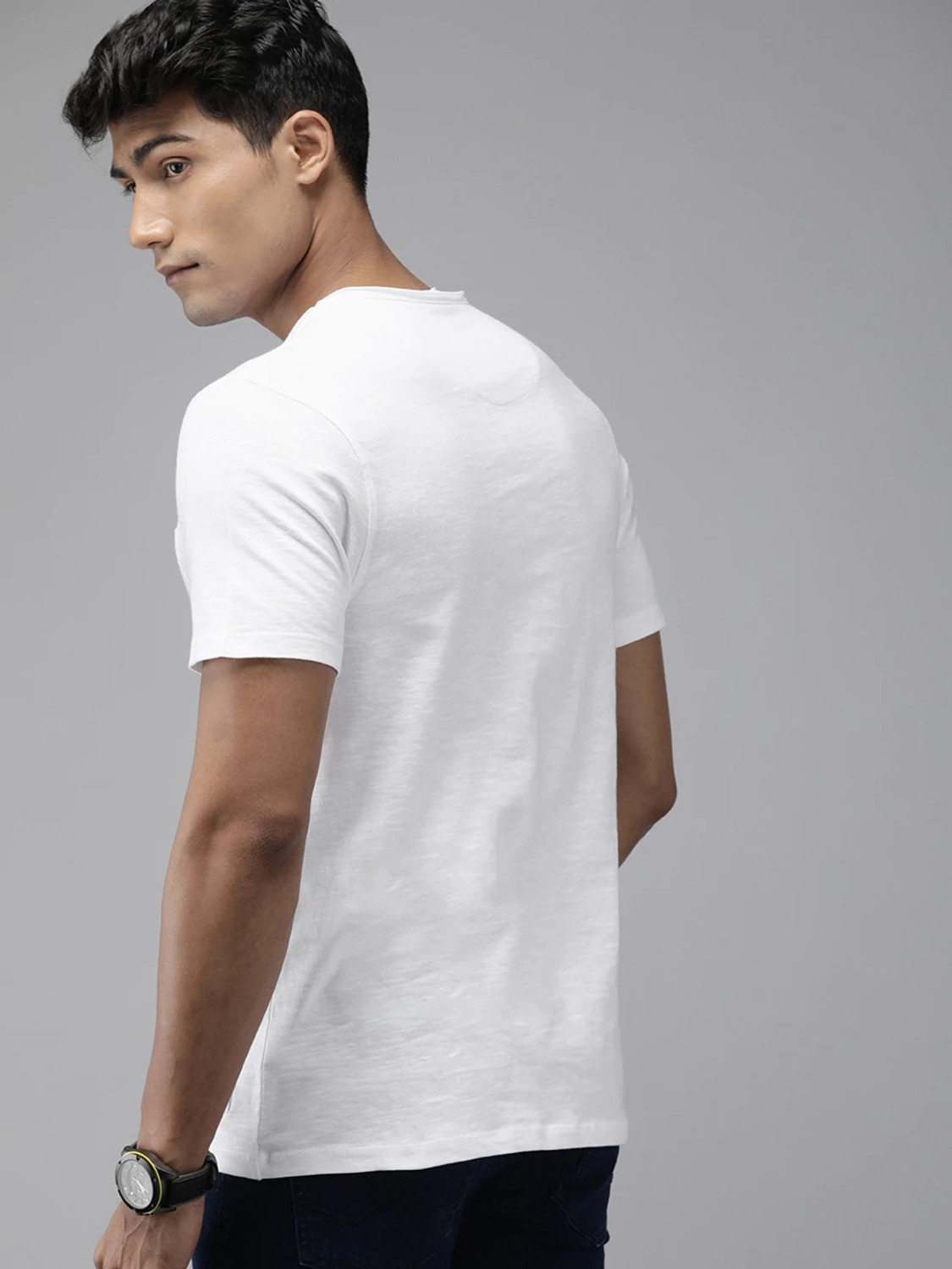 Image of Roadster Solid Men Round Neck White T-Shirt