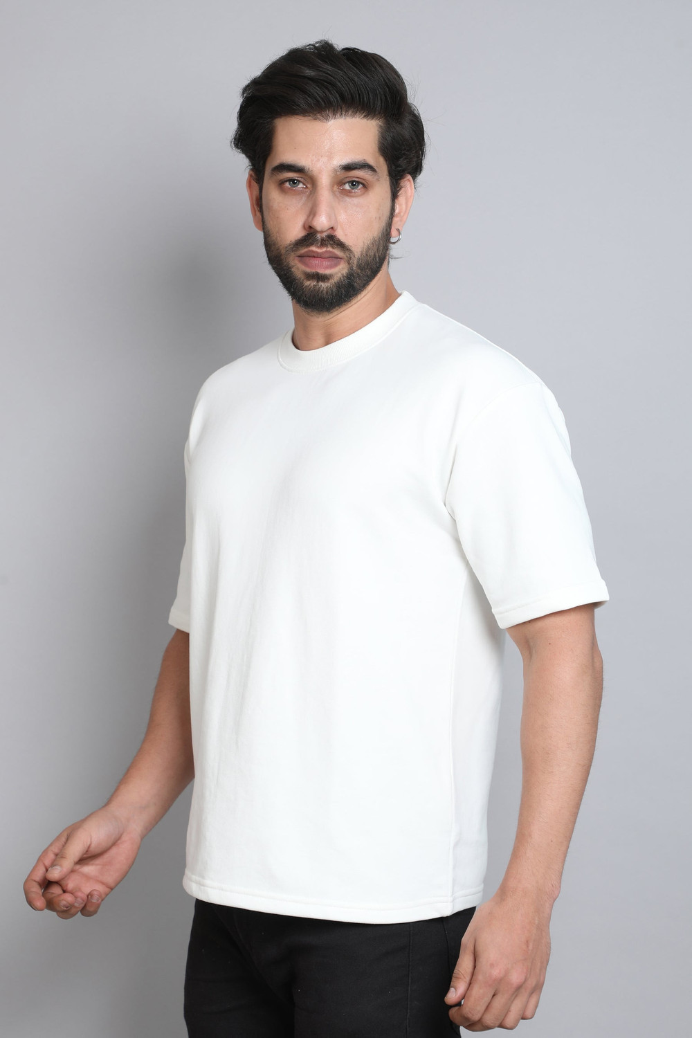Image of LazyGreg Solid Men Round Neck White T-Shirt