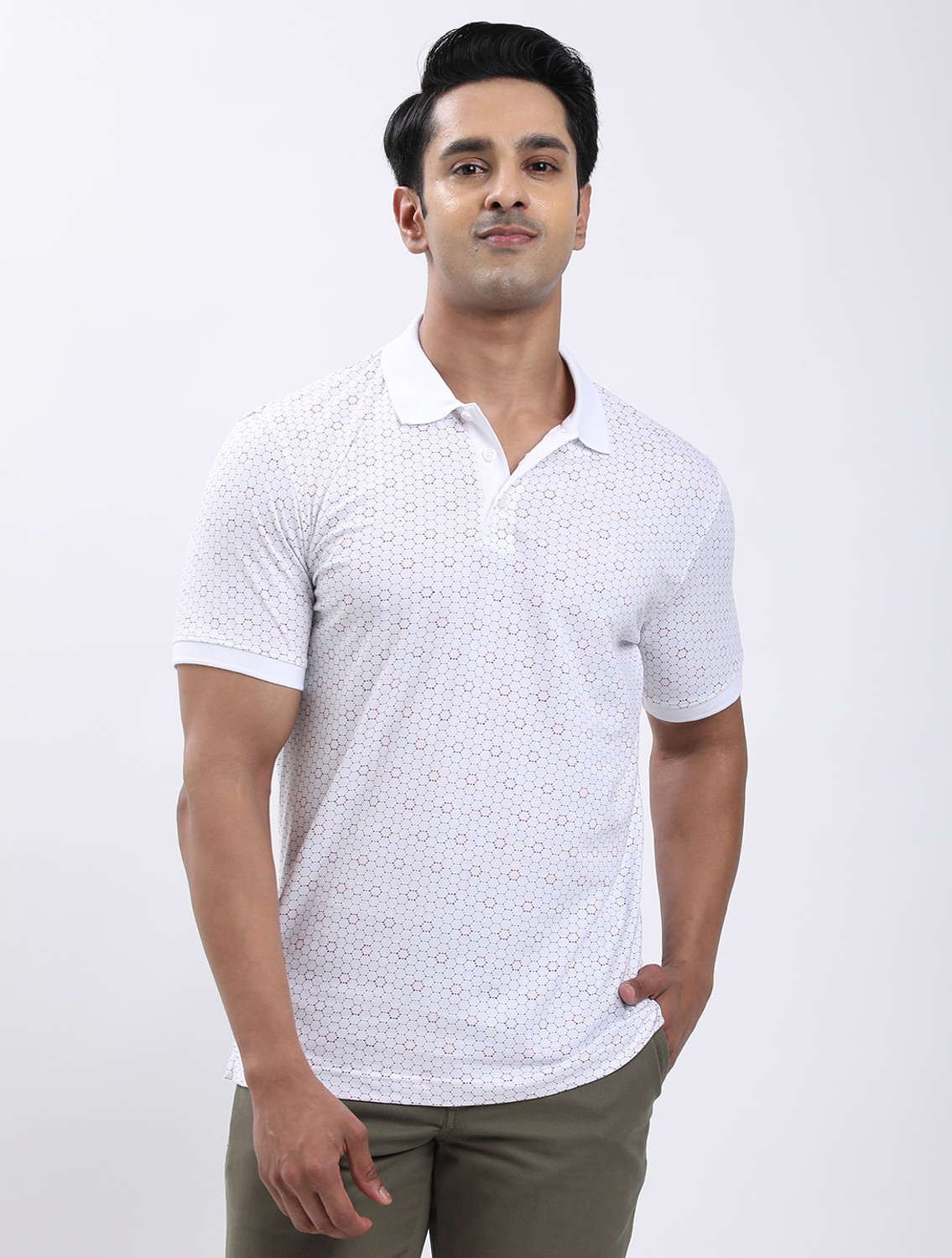 Image of INDIAN TERRAIN Printed Men Polo Neck White T-Shirt