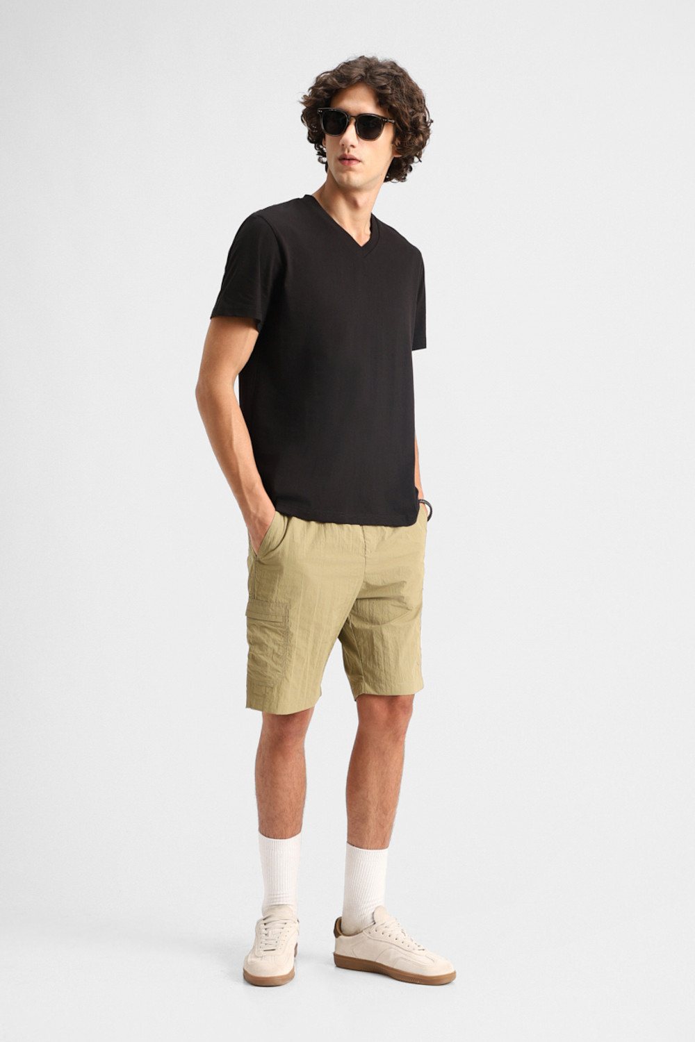 Image of Snitch Solid Men V Neck Black T-Shirt