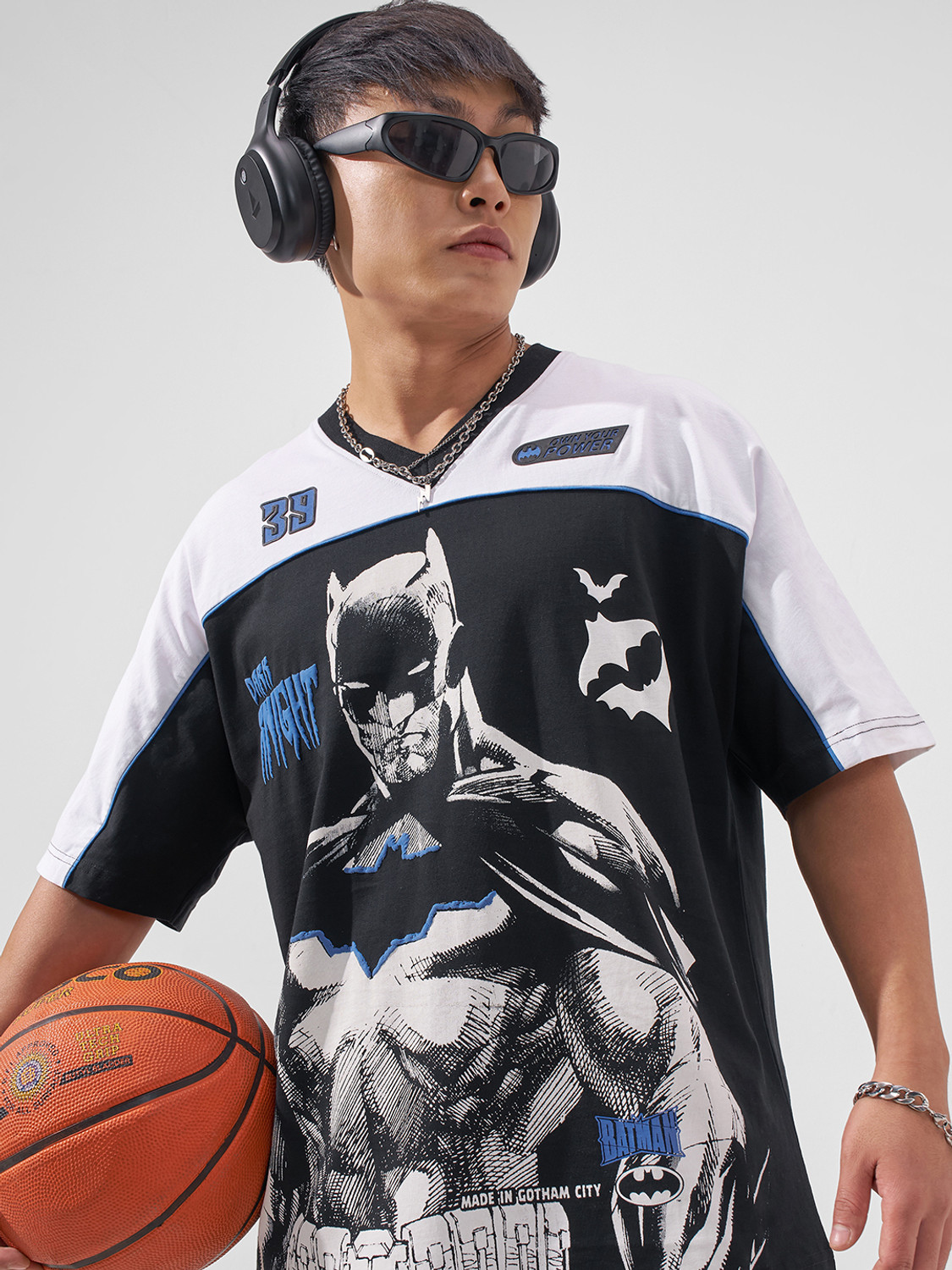 Image of HIGHLANDER Printed Men V Neck Multicolor T-Shirt
