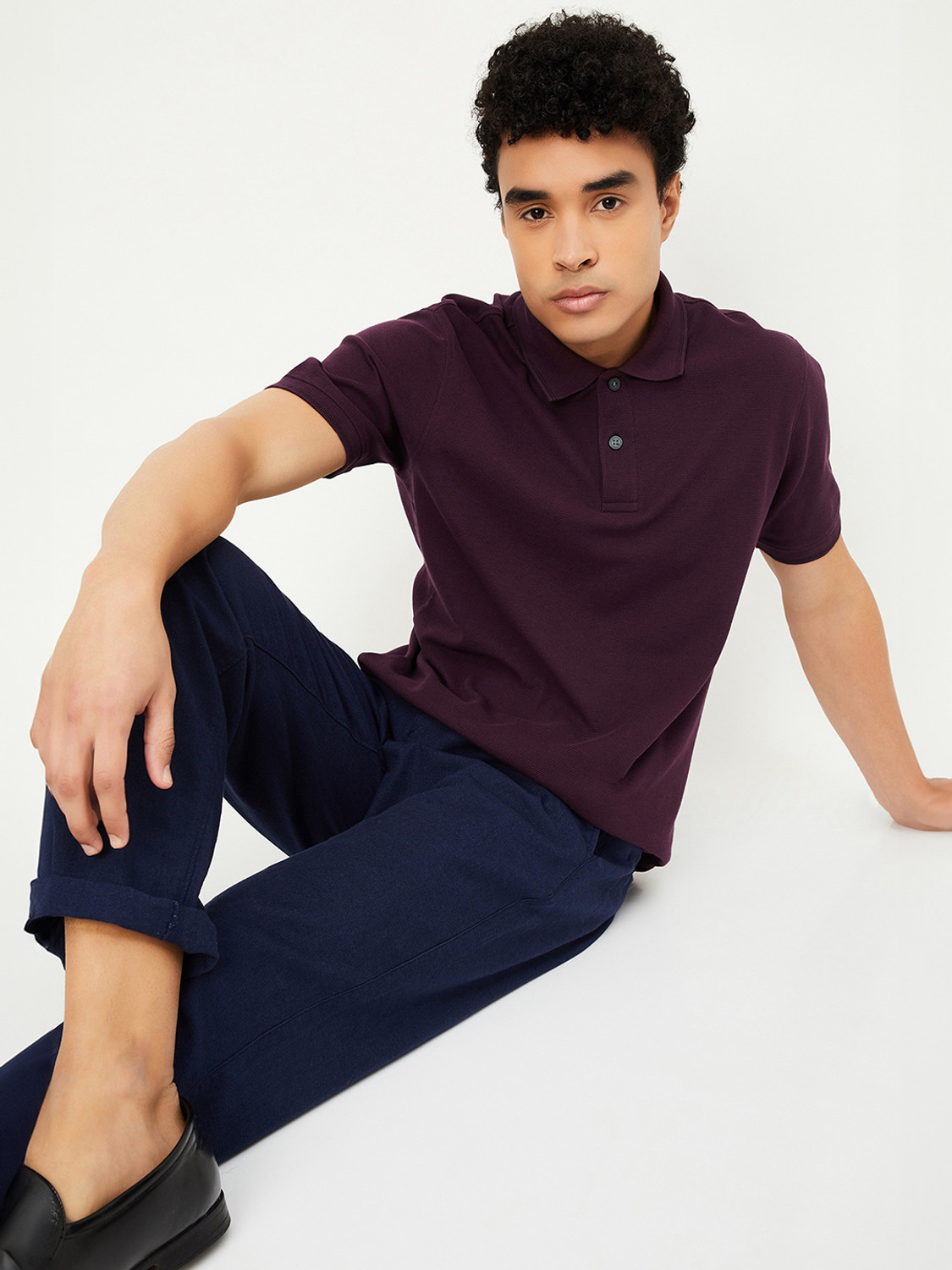 Image of MAX Solid Men Round Neck Purple T-Shirt