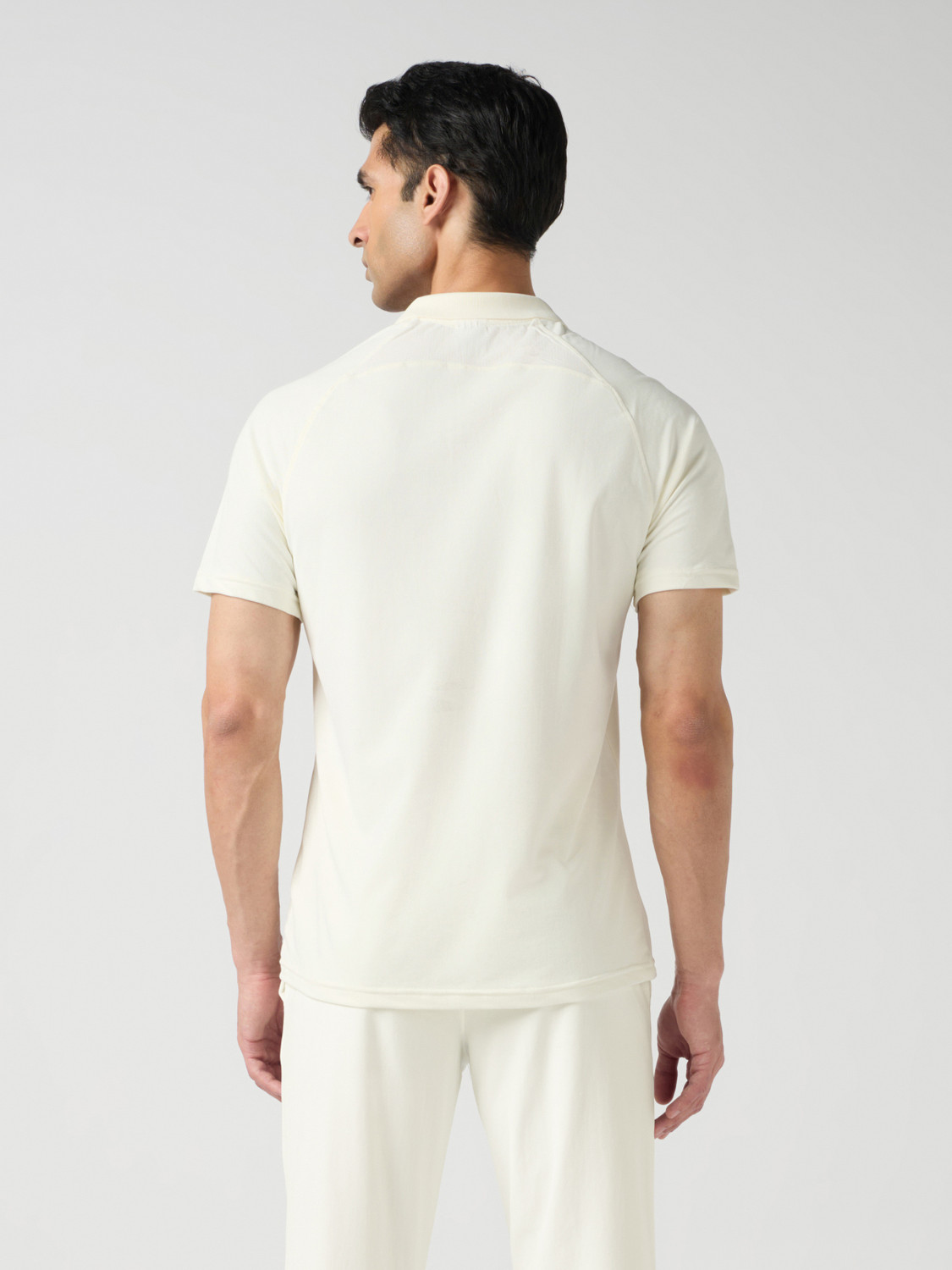 Image of TECHNOSPORT Solid Men Polo Neck White T-Shirt